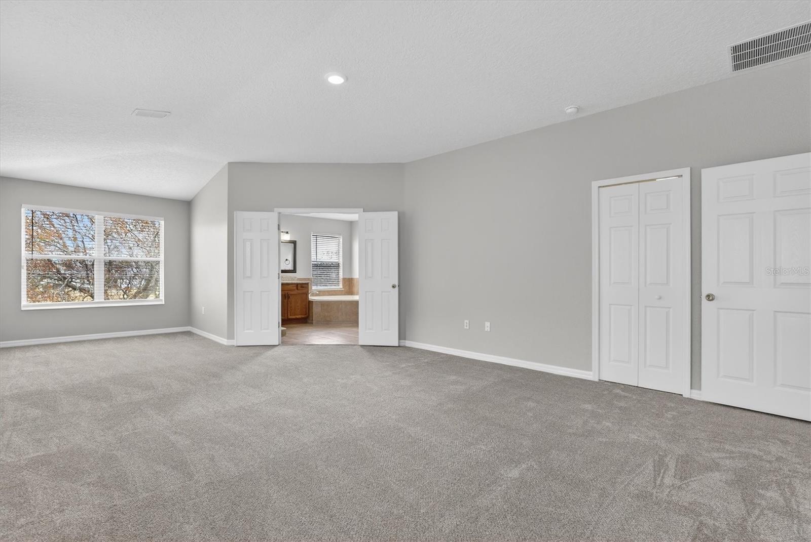 12731 GROVEHURST AVE