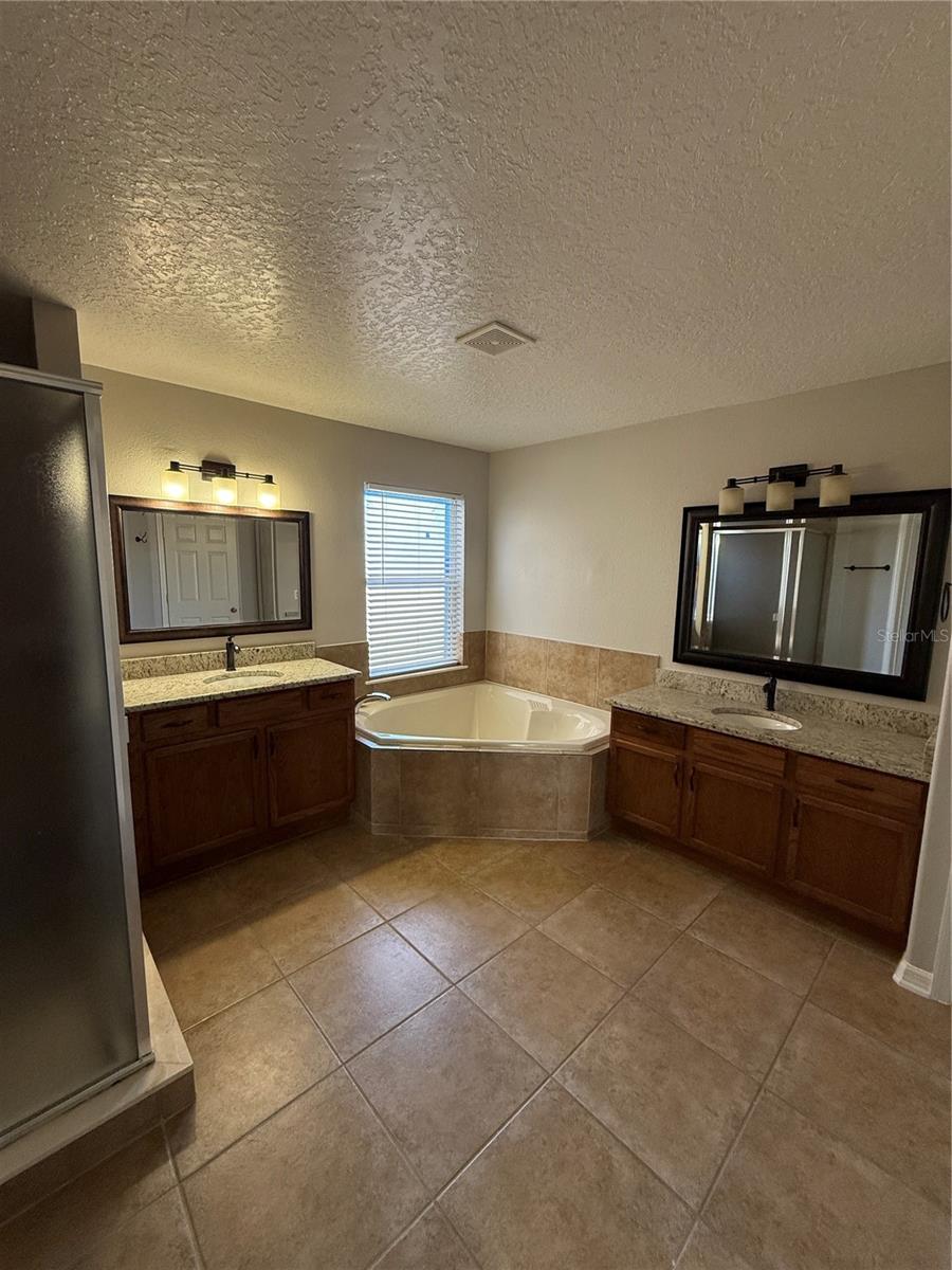 12731 GROVEHURST AVE