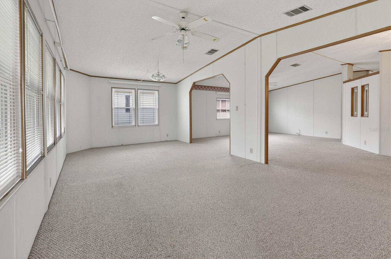 2509 INDEPENDENCE LN