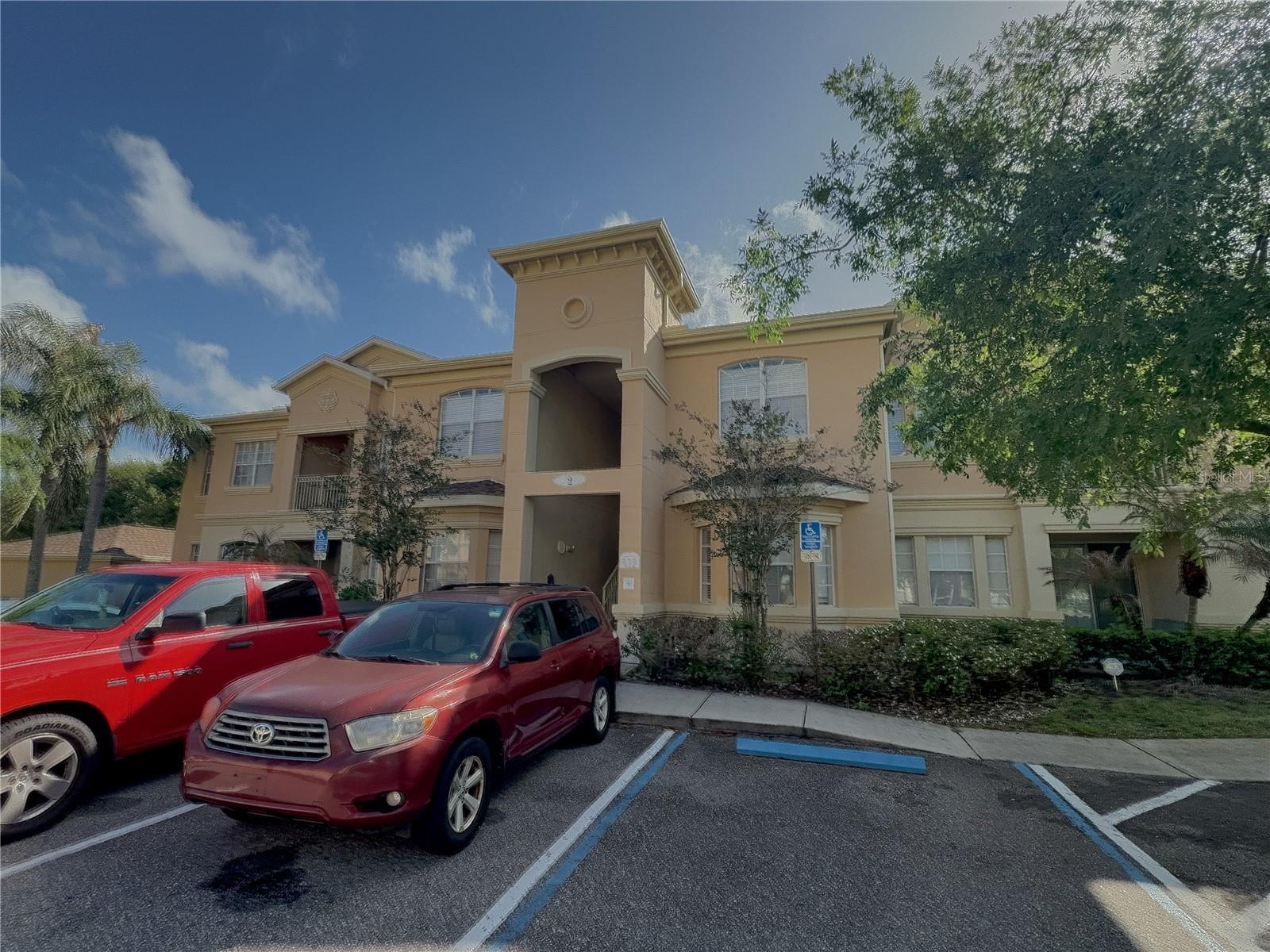 204 TERRACE RIDGE CIR #204