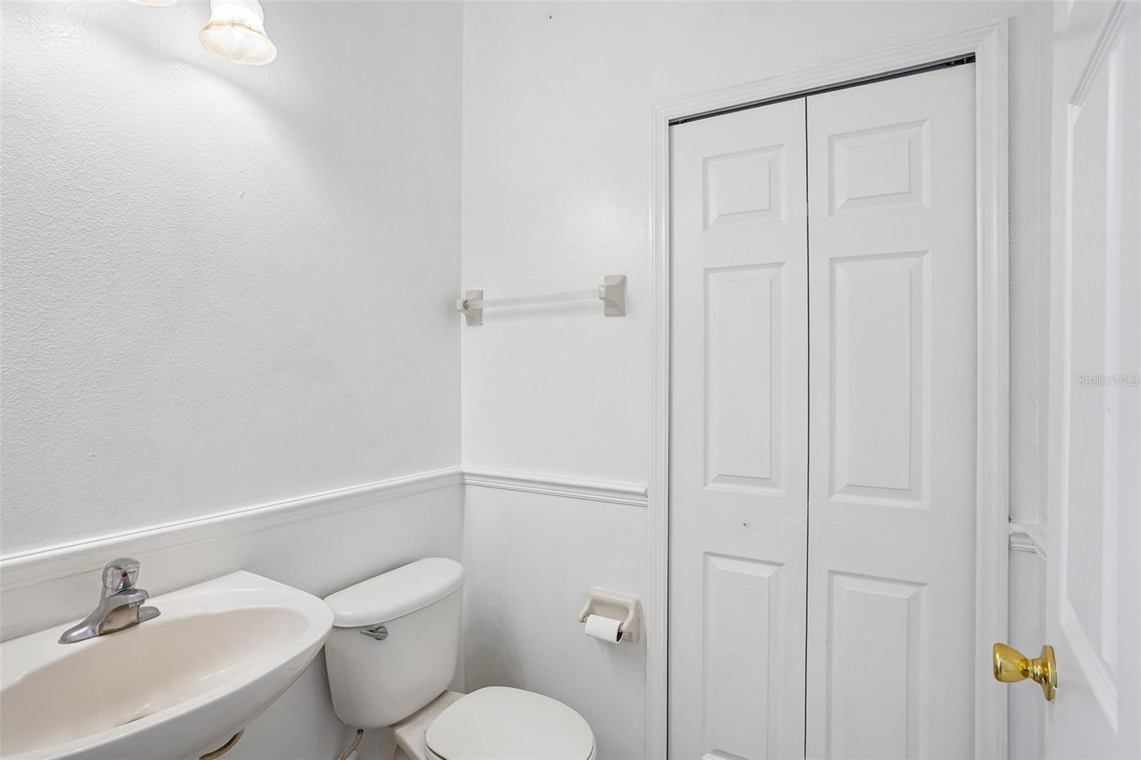 2331 CARNATION HILL CT