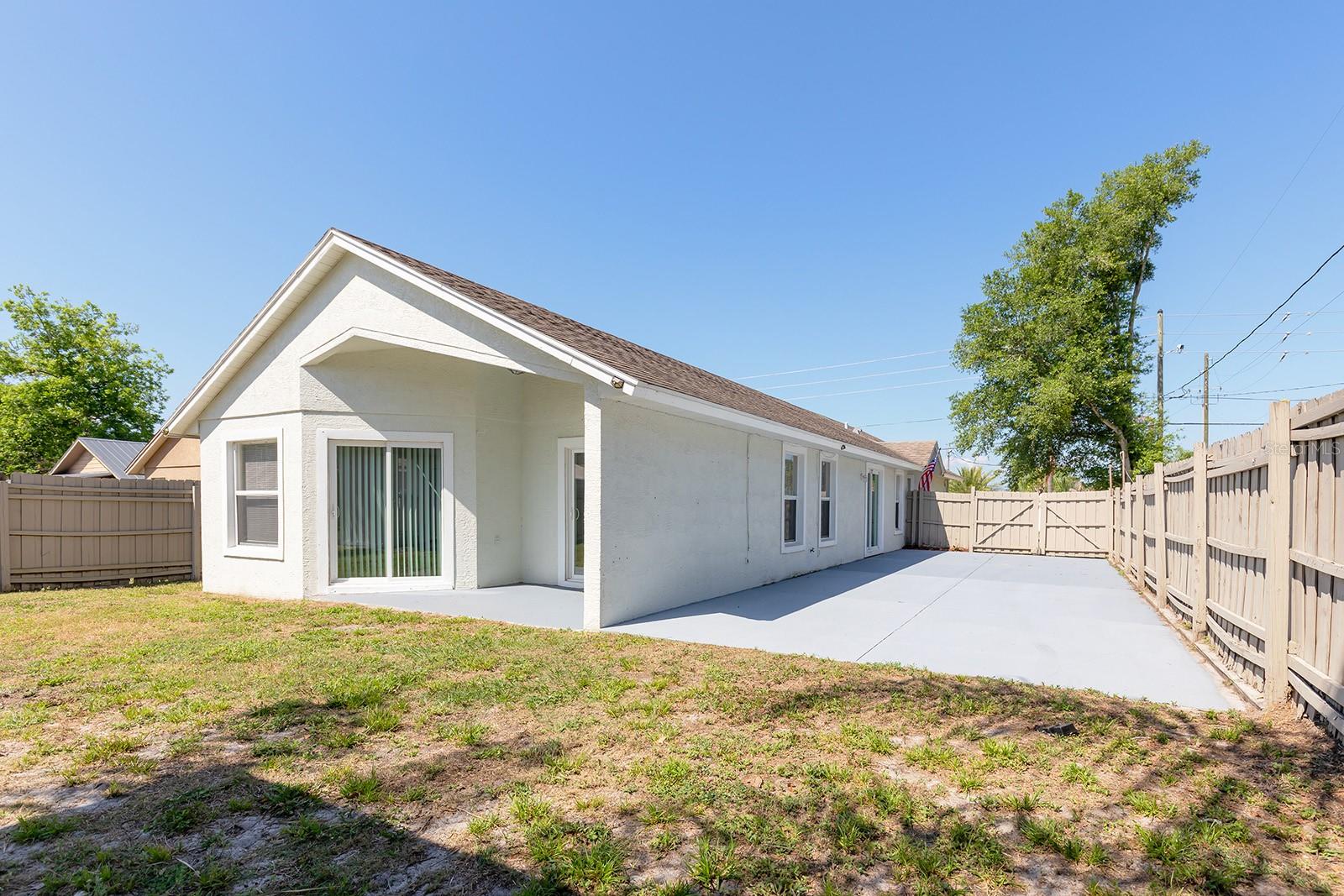 1637 N LAKEWOOD AVE