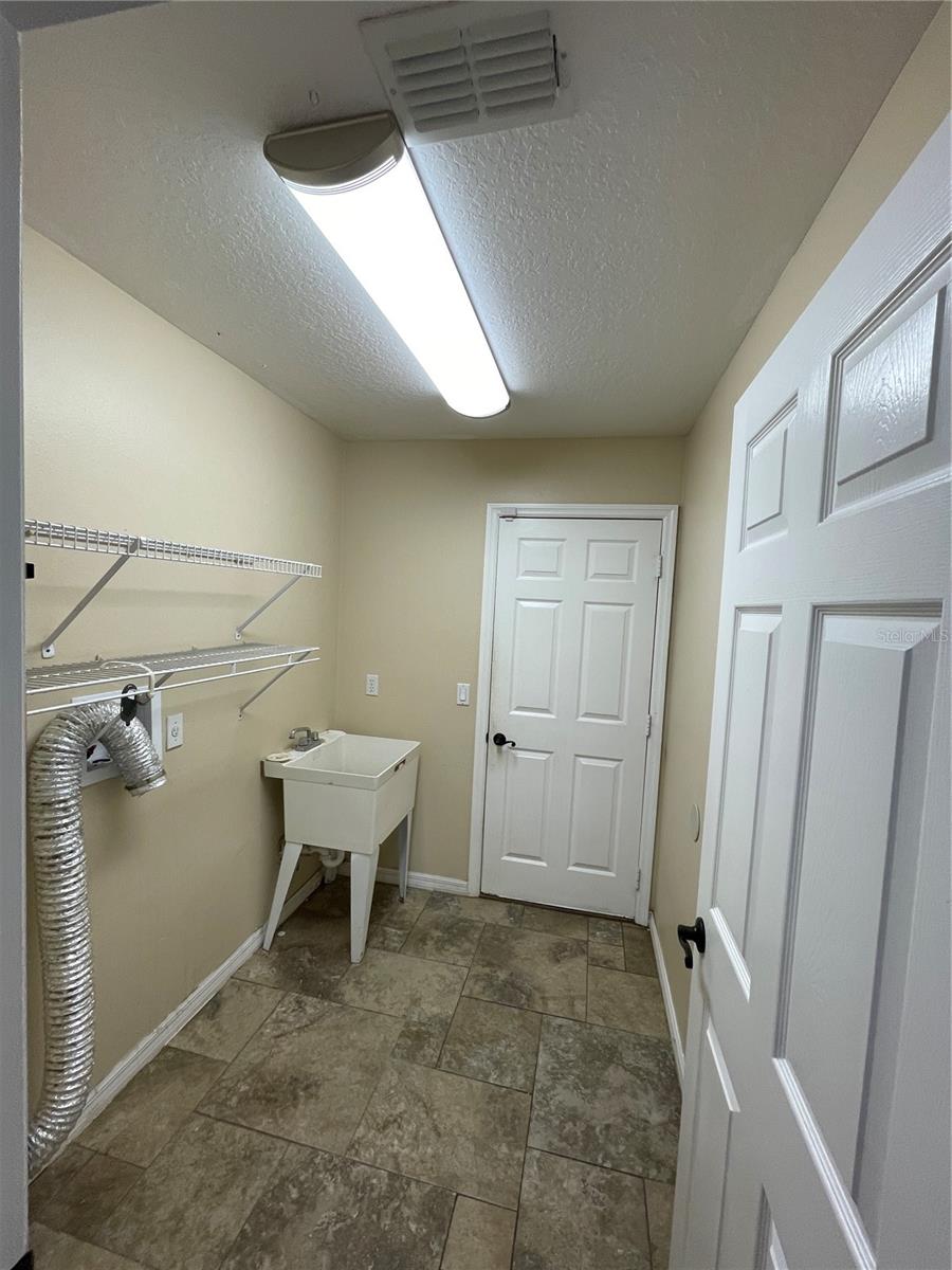 2266 JESSICA LN