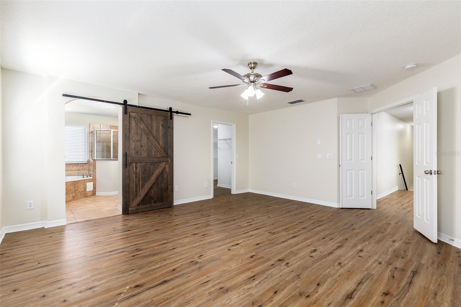 13844 AMELIA POND DR