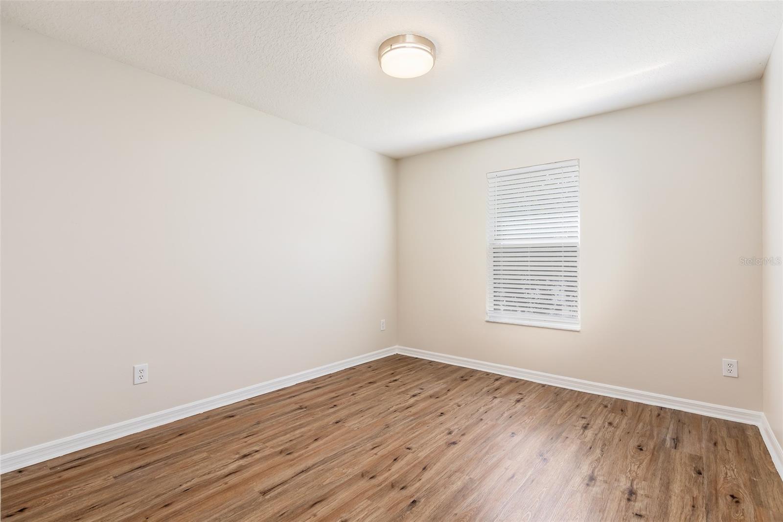 13844 AMELIA POND DR