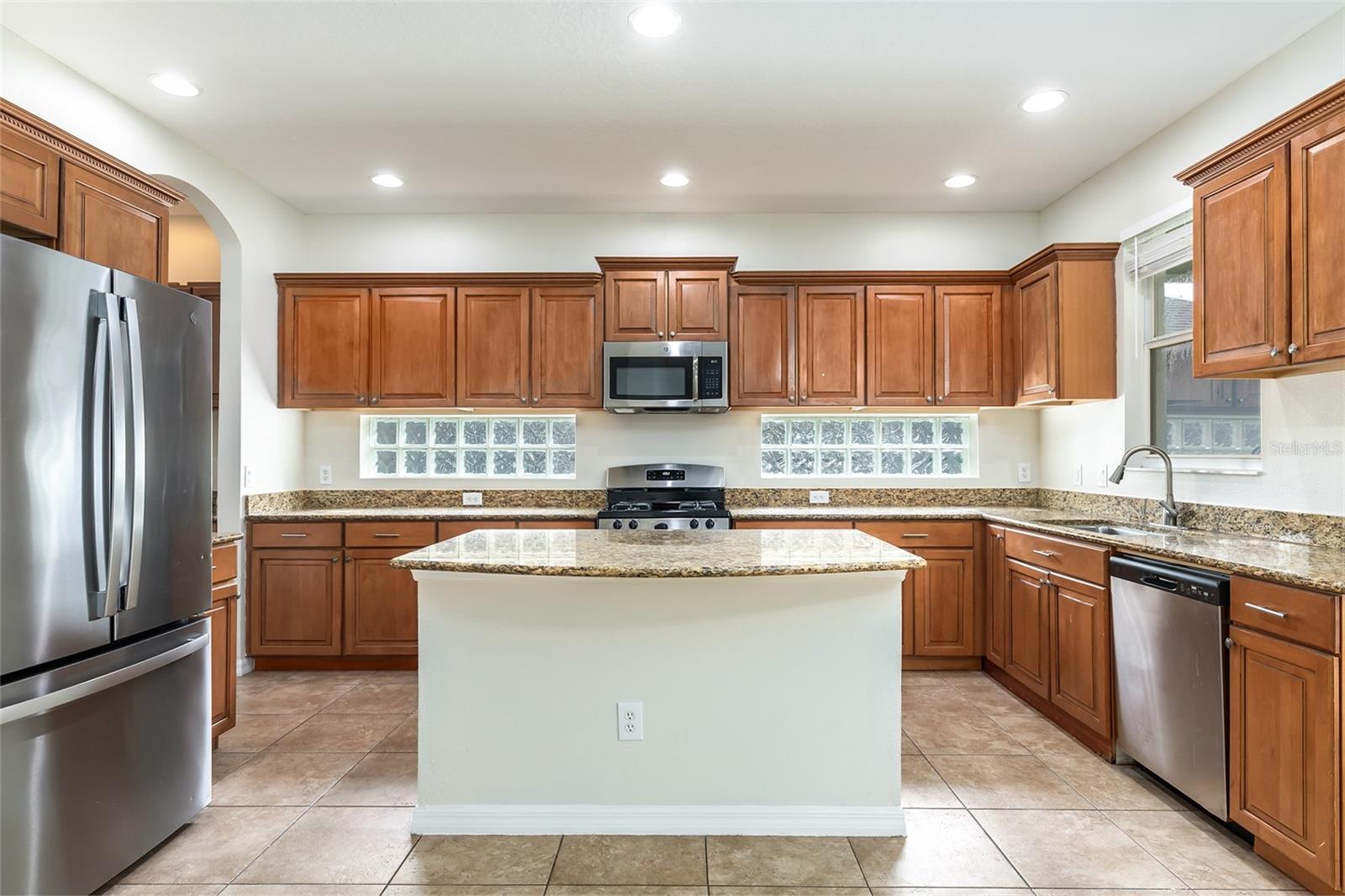 13844 AMELIA POND DR