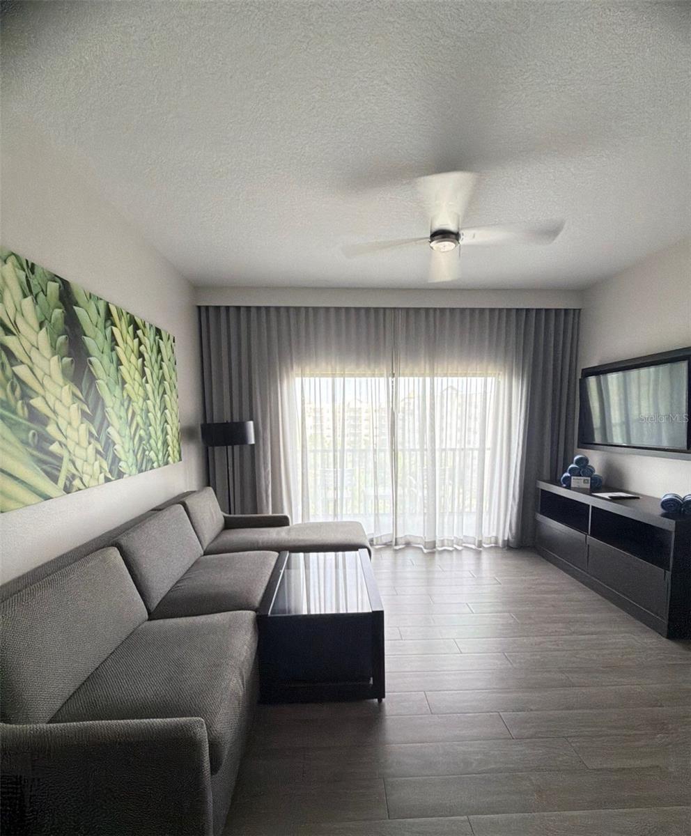 14501 GROVE RESORT AVE #2616