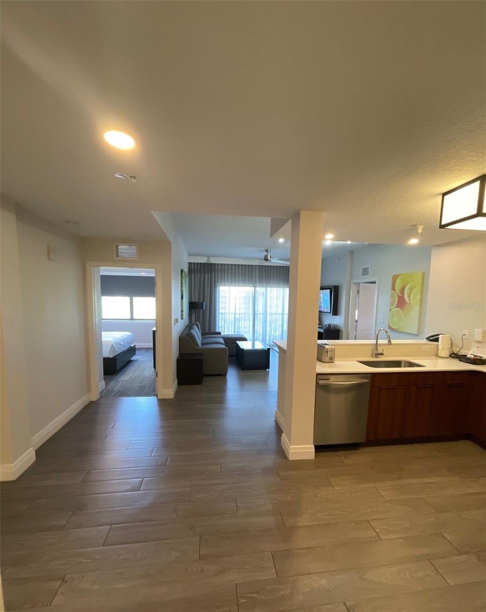 14501 GROVE RESORT AVE #2616