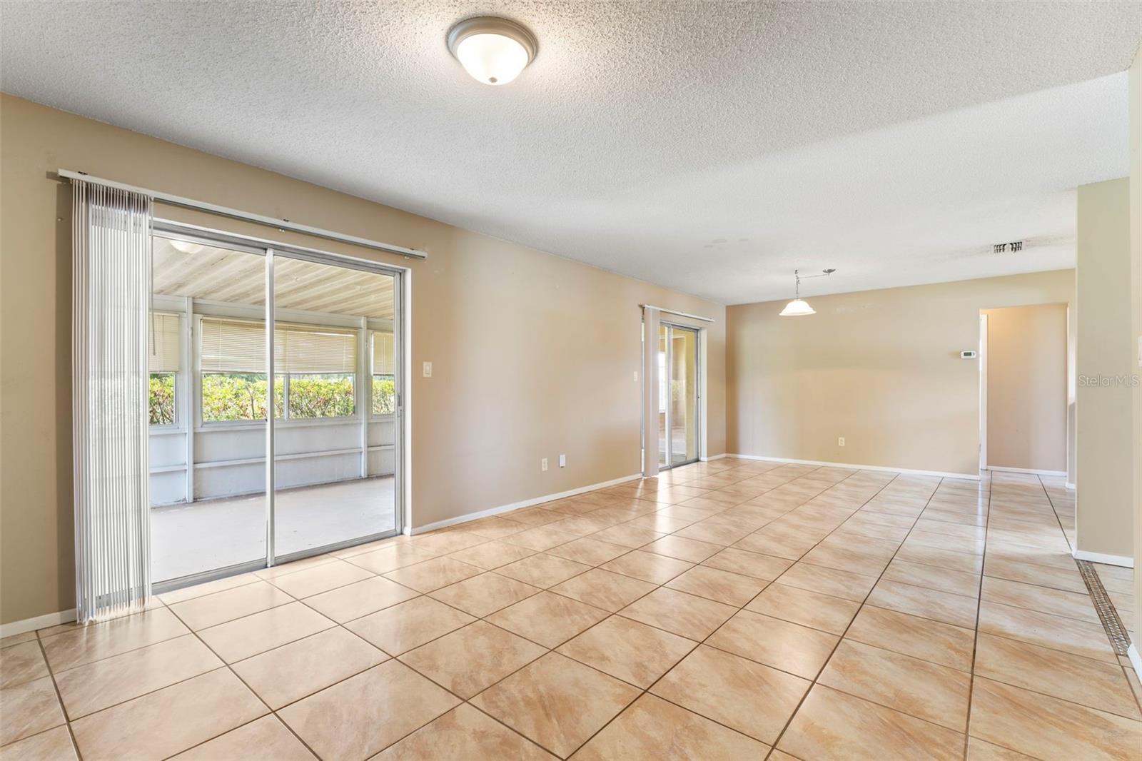 10312 LAZY LAKE DR