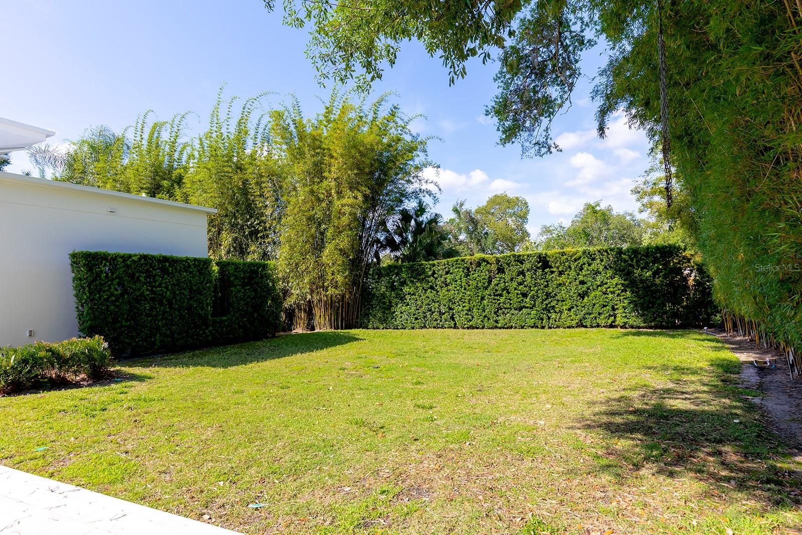 231 CHELTON CIR