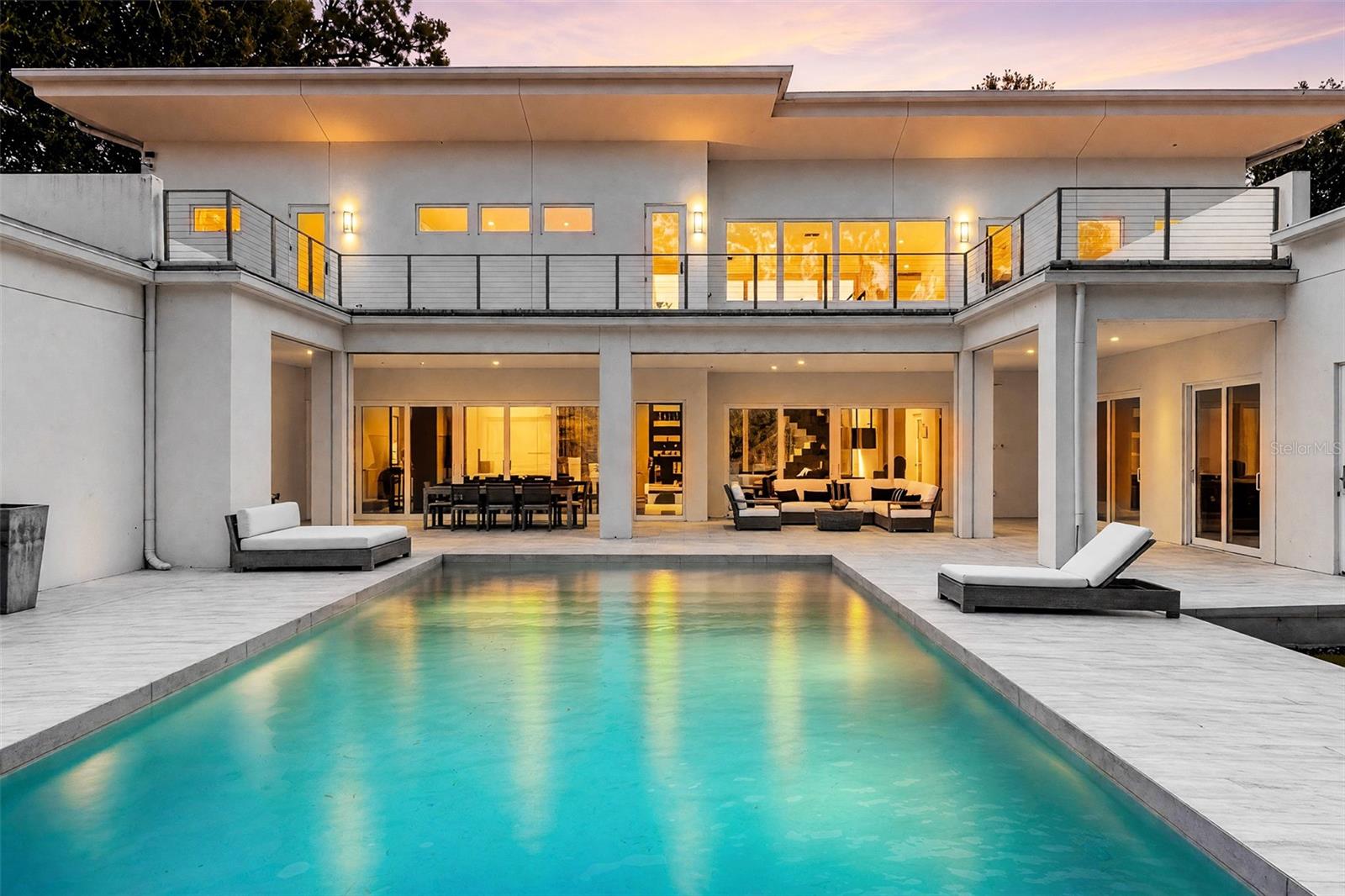 231 CHELTON CIR
