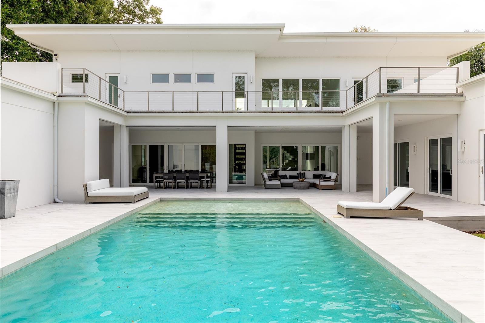 231 CHELTON CIR