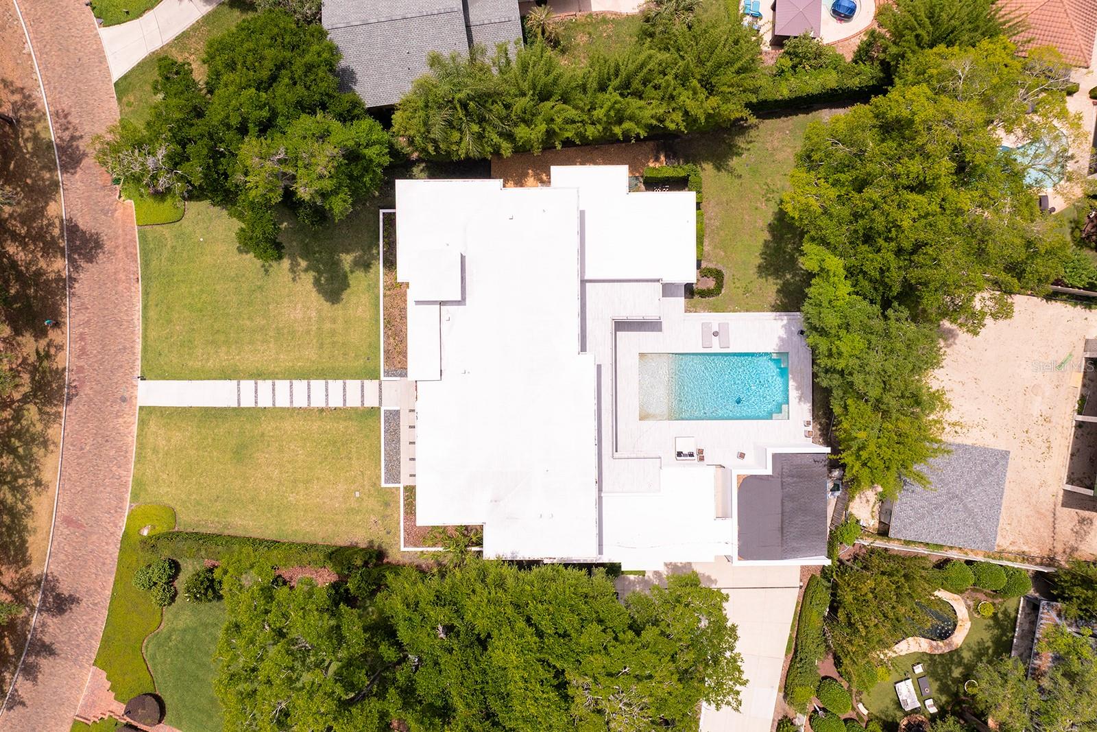 231 CHELTON CIR