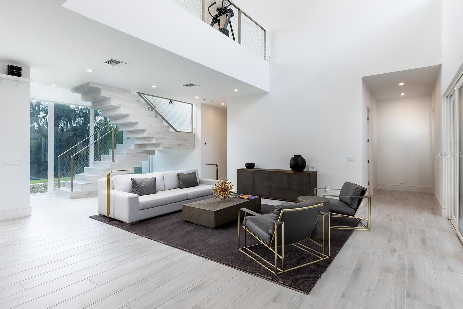231 CHELTON CIR
