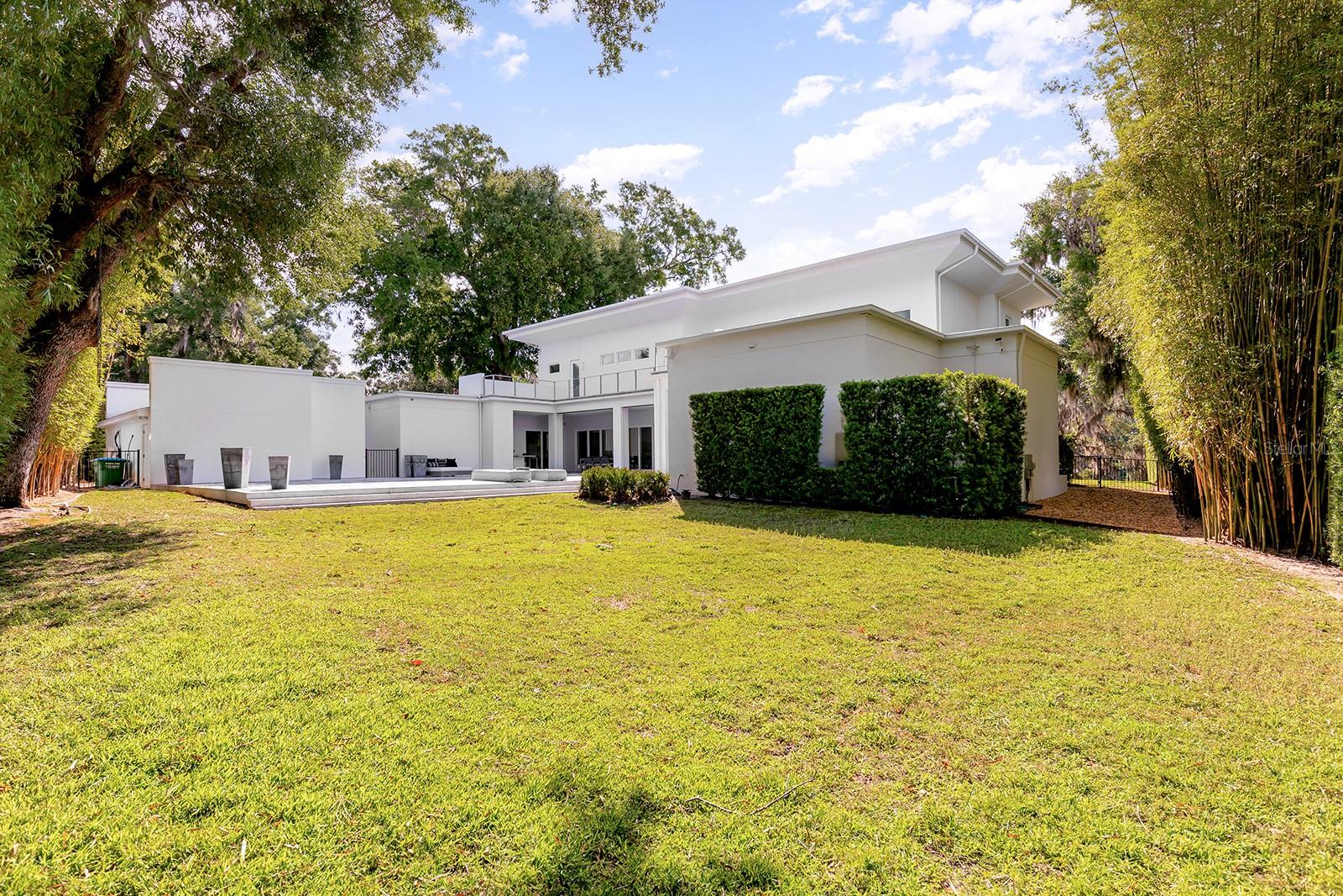 231 CHELTON CIR