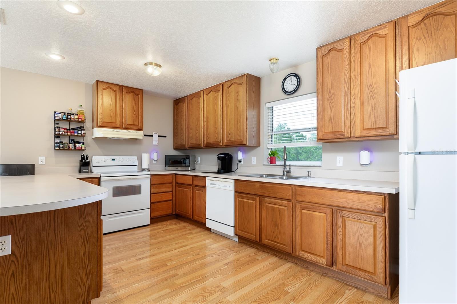 3428 TALLWOOD DR