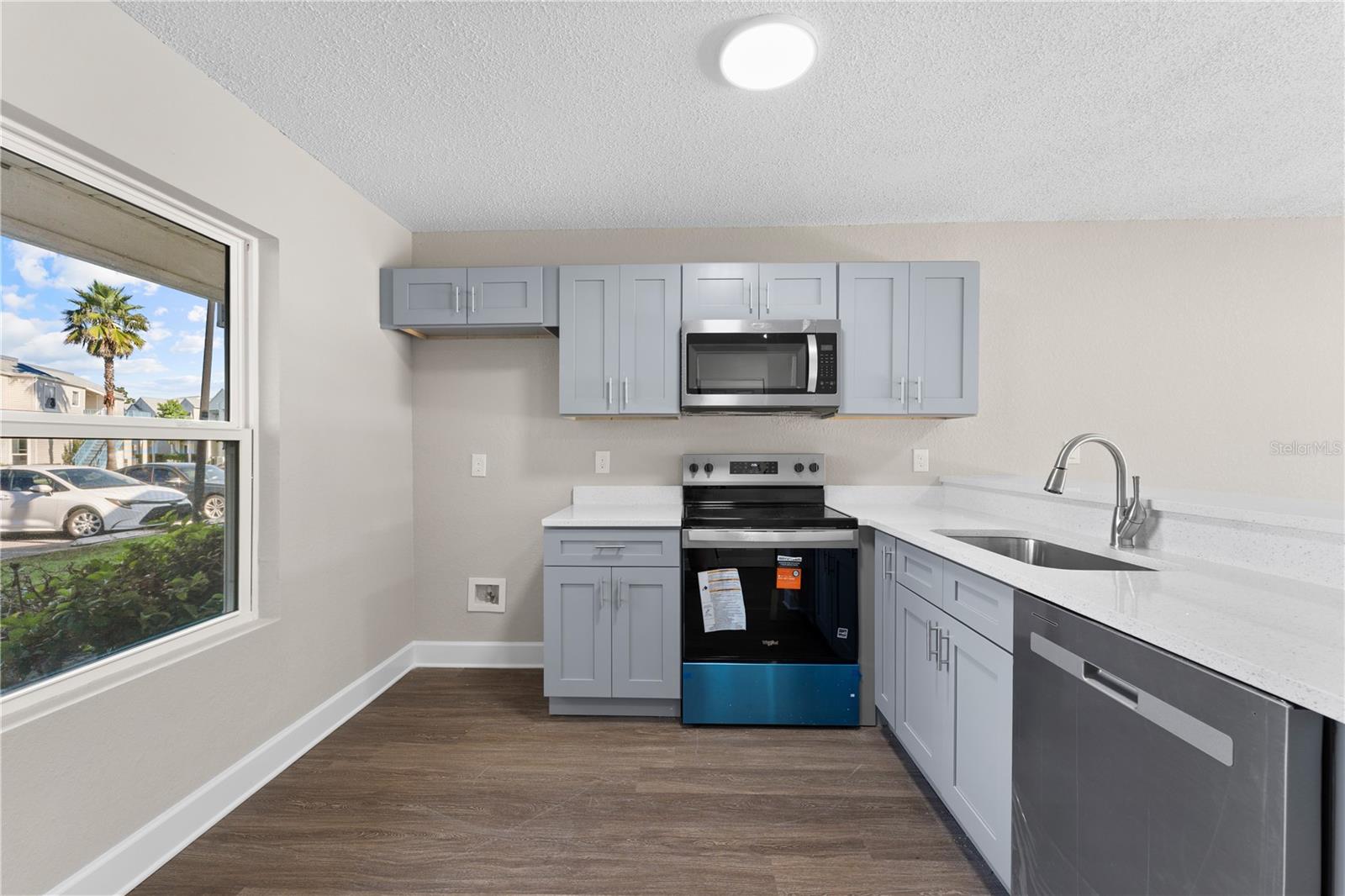 2508 WOODGATE BLVD #105