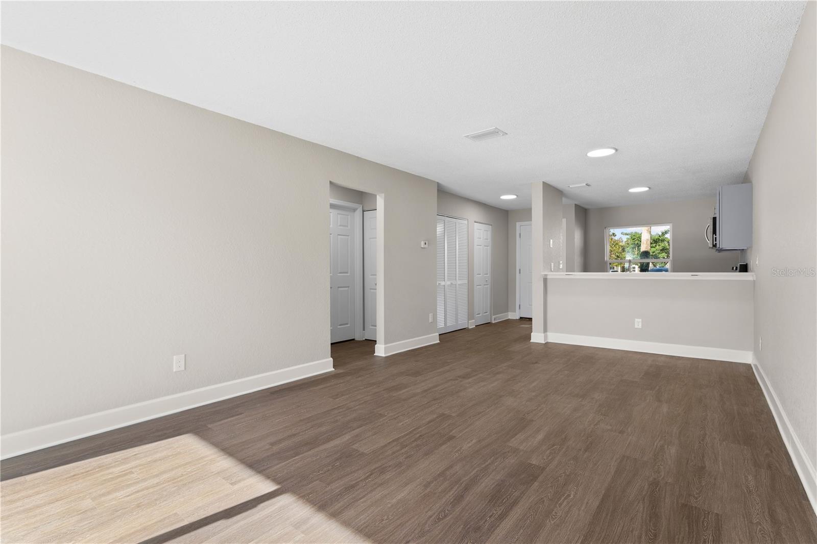 2508 WOODGATE BLVD #105