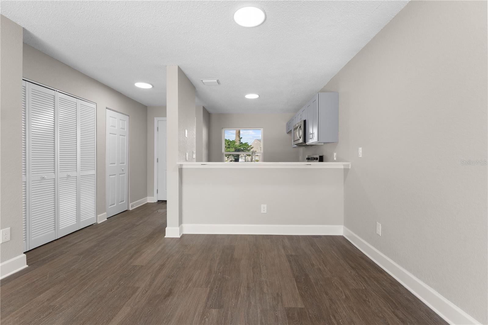 2508 WOODGATE BLVD #105