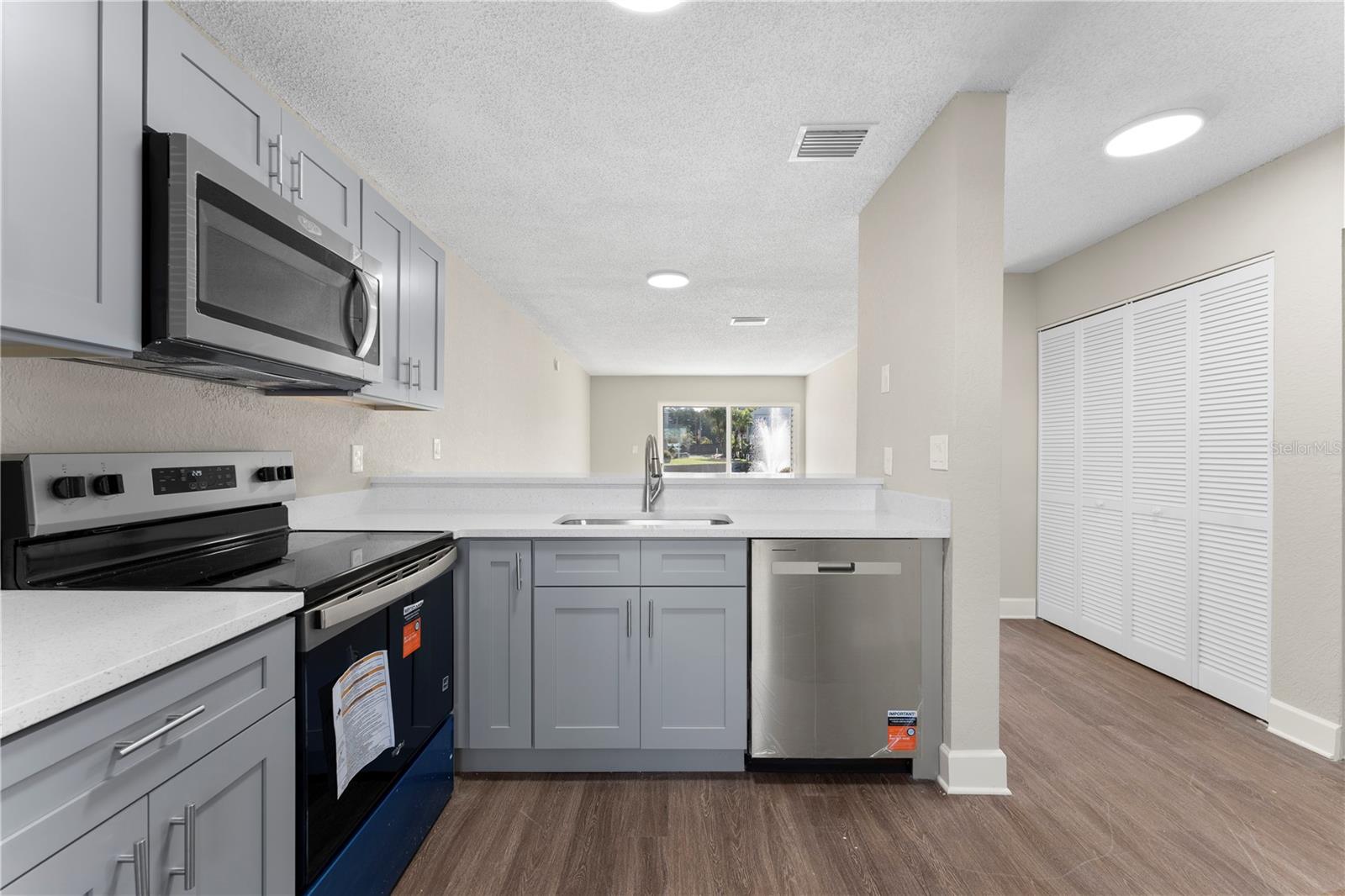 2508 WOODGATE BLVD #105