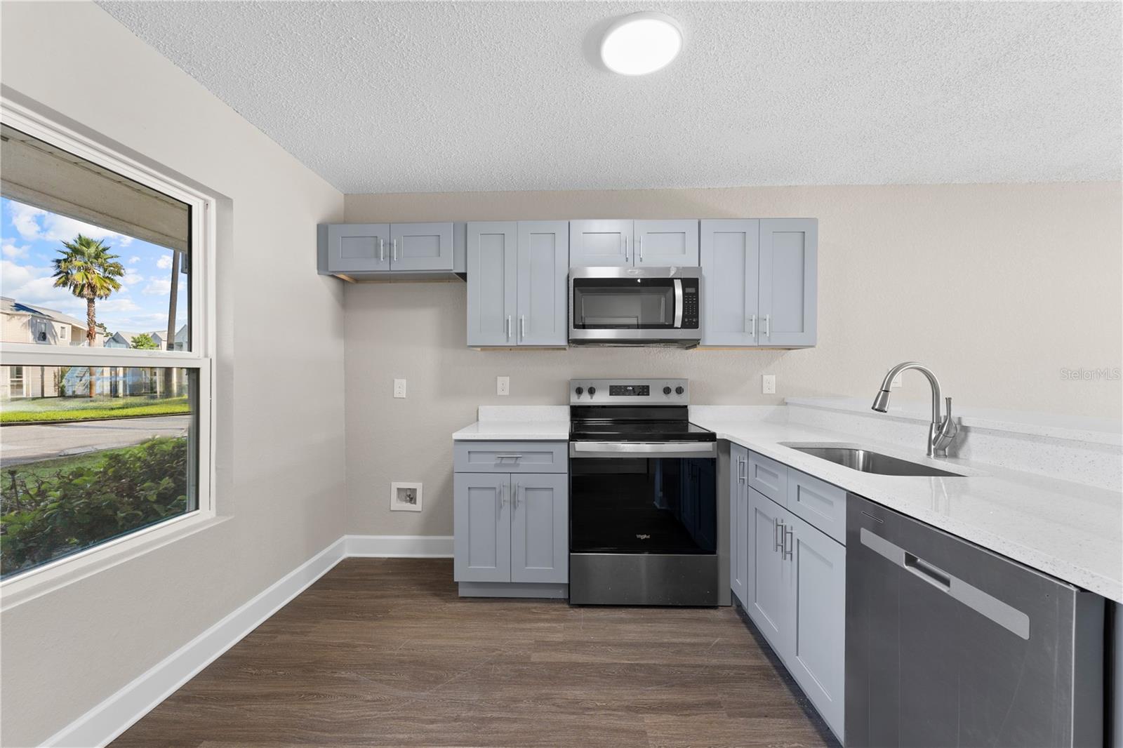 2508 WOODGATE BLVD #105