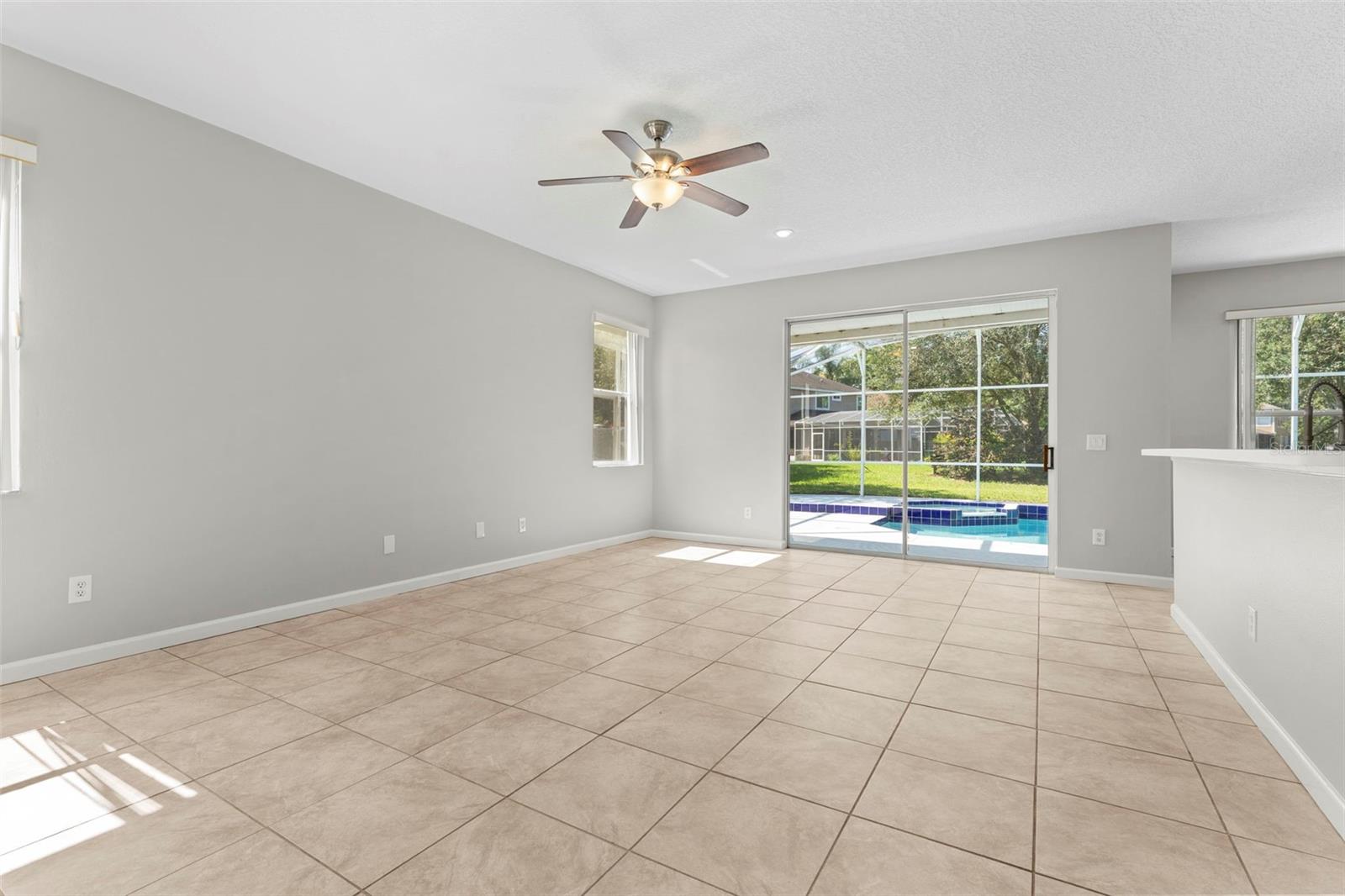 315 SUNCREST CT