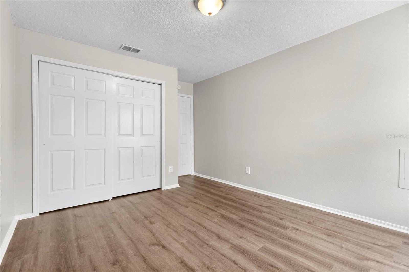 315 SUNCREST CT