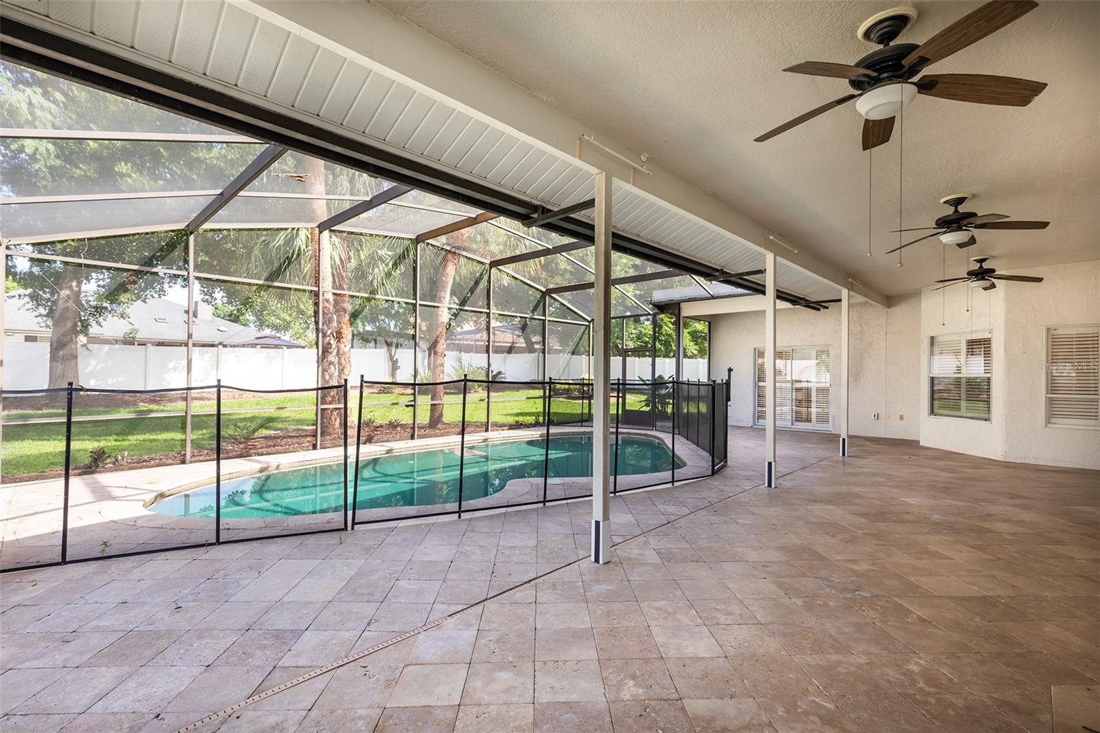1058 ALMOND TREE CIR
