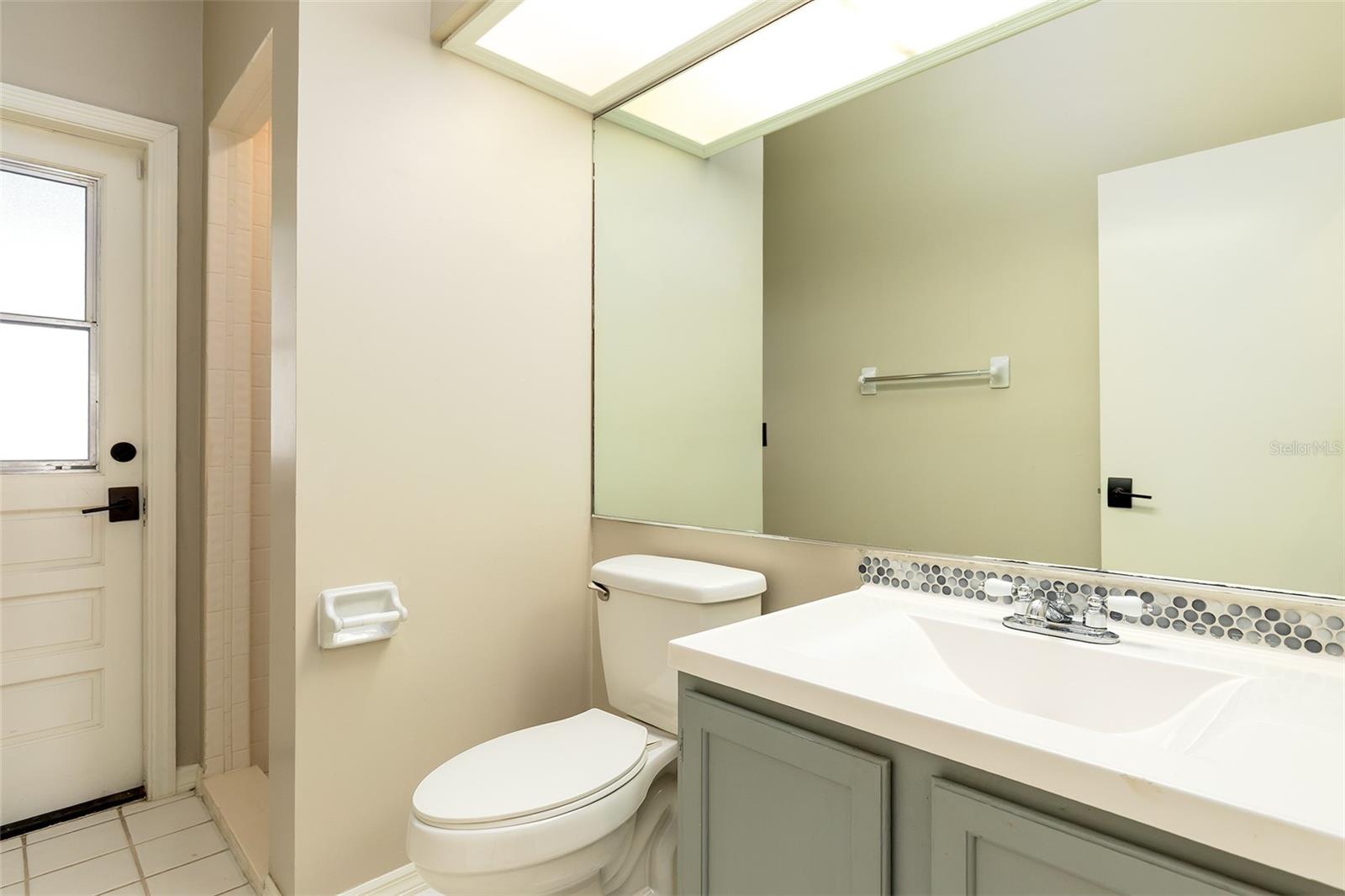 1058 ALMOND TREE CIR