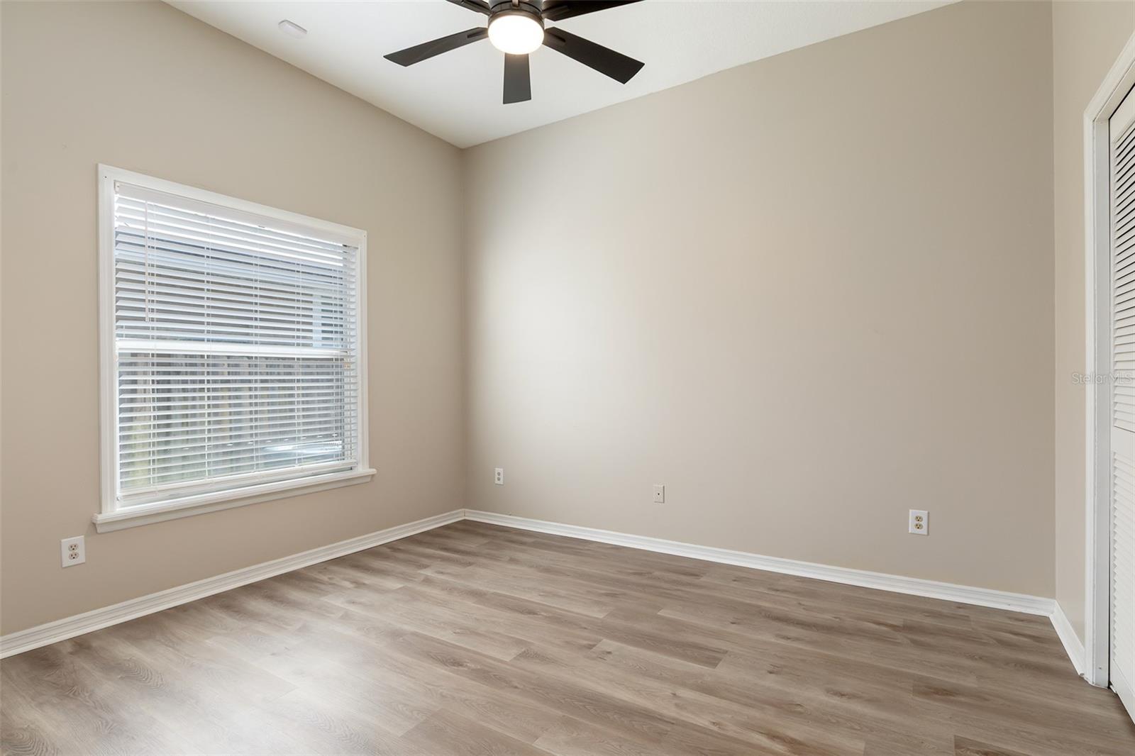 1058 ALMOND TREE CIR