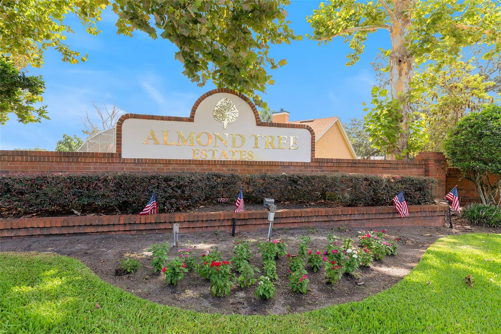 1058 ALMOND TREE CIR