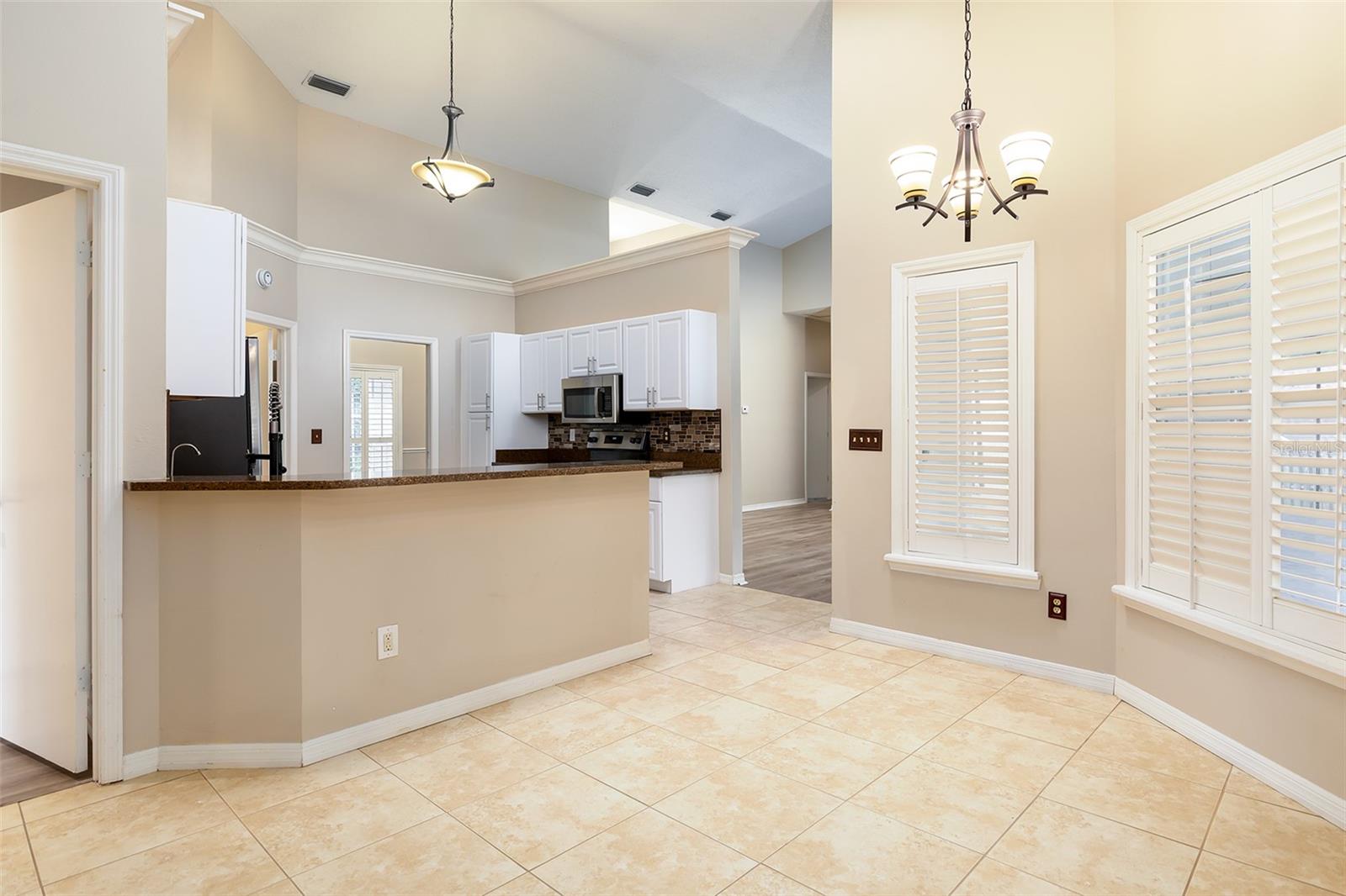 1058 ALMOND TREE CIR