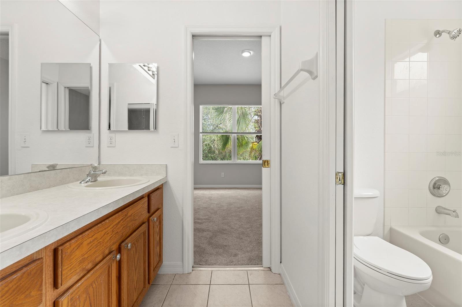 10215 CYPRESS KNEE CIR