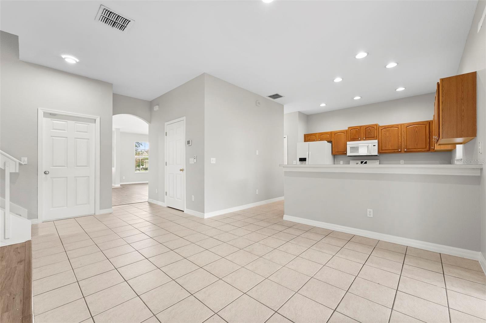 10215 CYPRESS KNEE CIR