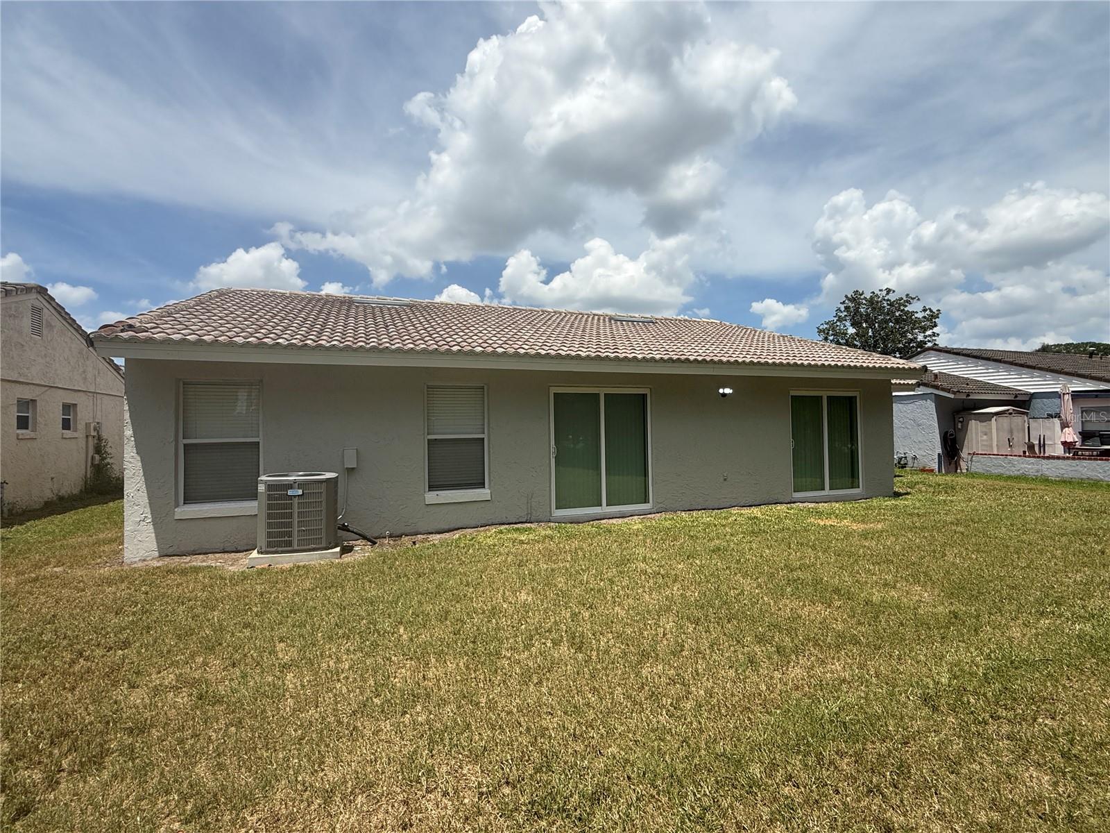 10636 WHITMAN CIR