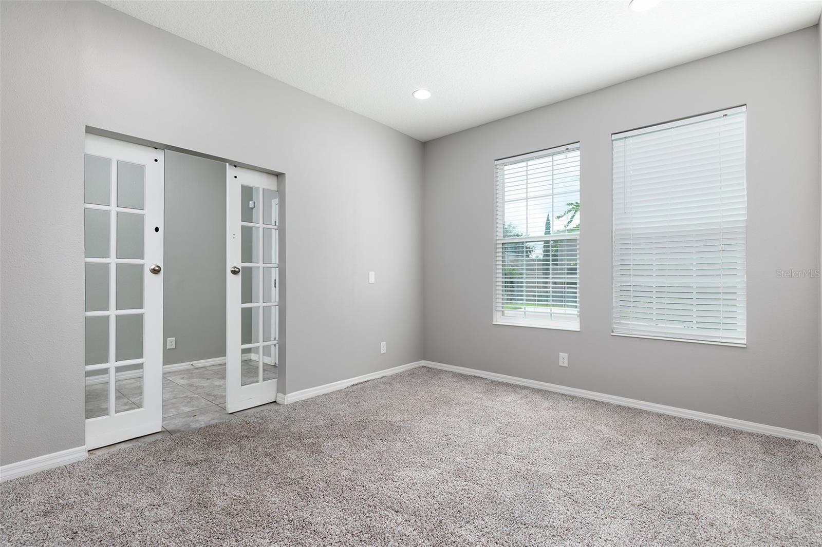 937 HILLTOP PARK CT