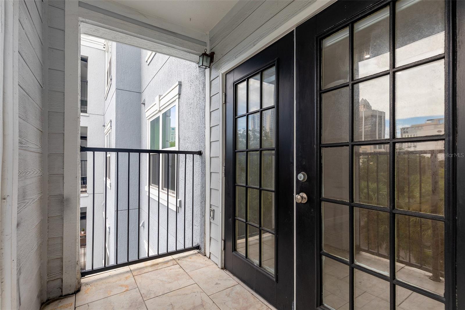 206 E SOUTH ST #4007