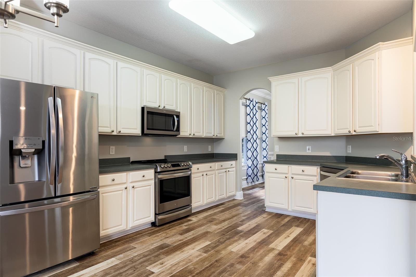 456 FLYROD CIR