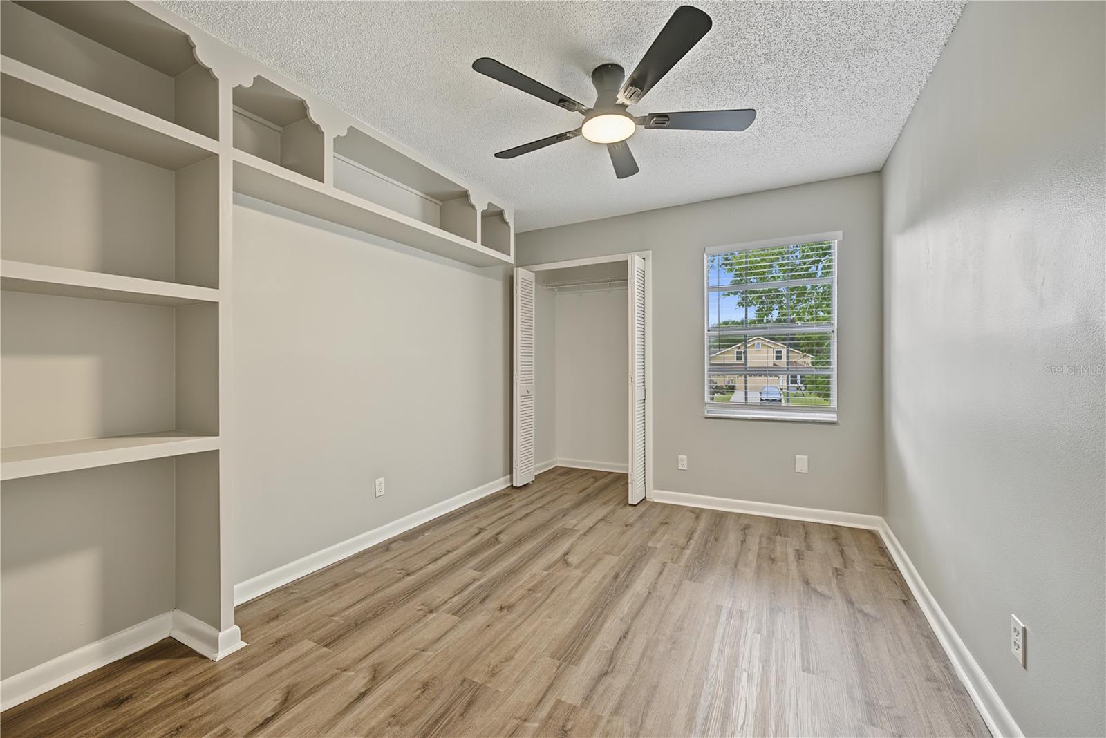 208 ALSTON DR
