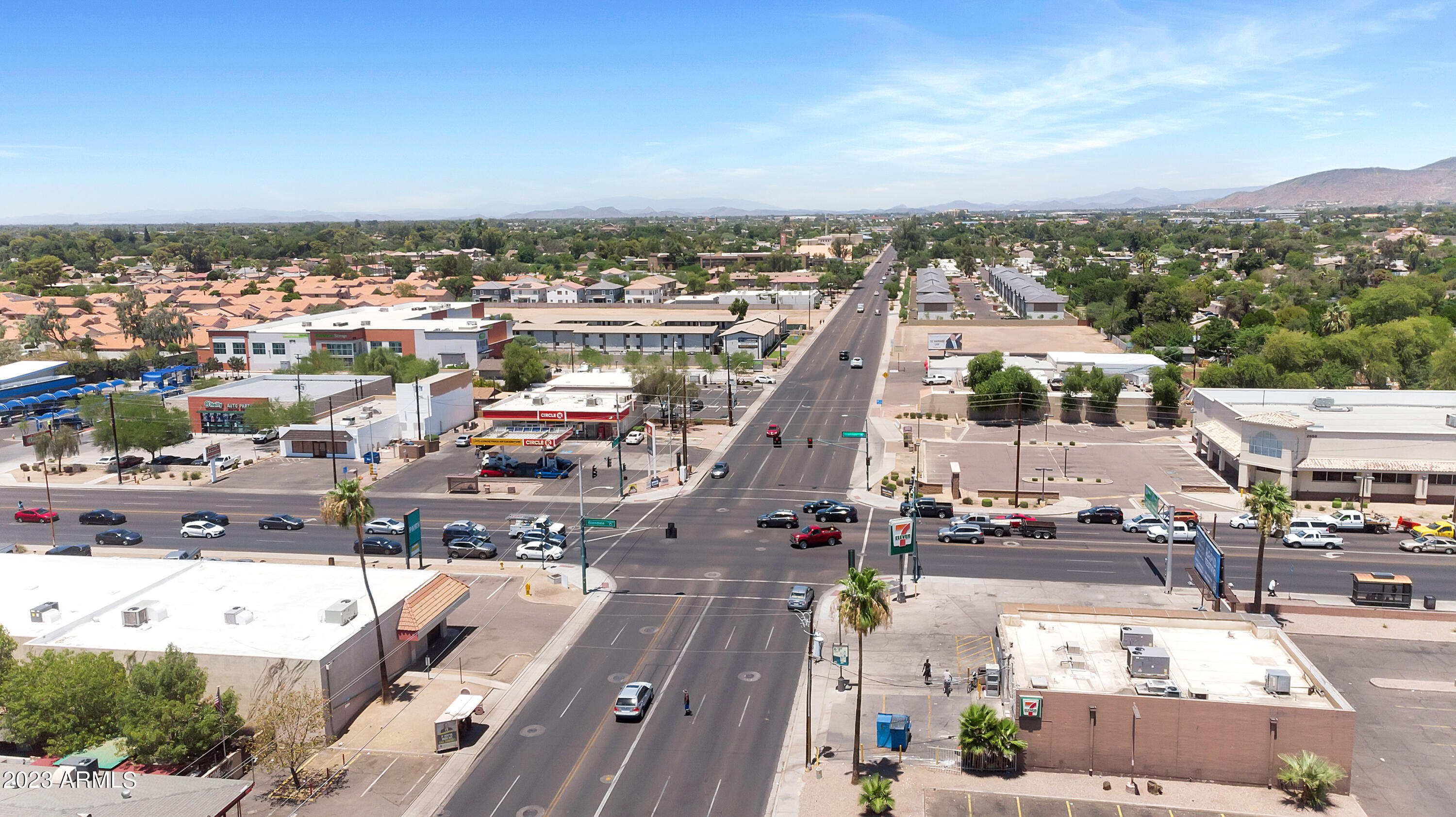 6819 N 27TH Avenue, -
