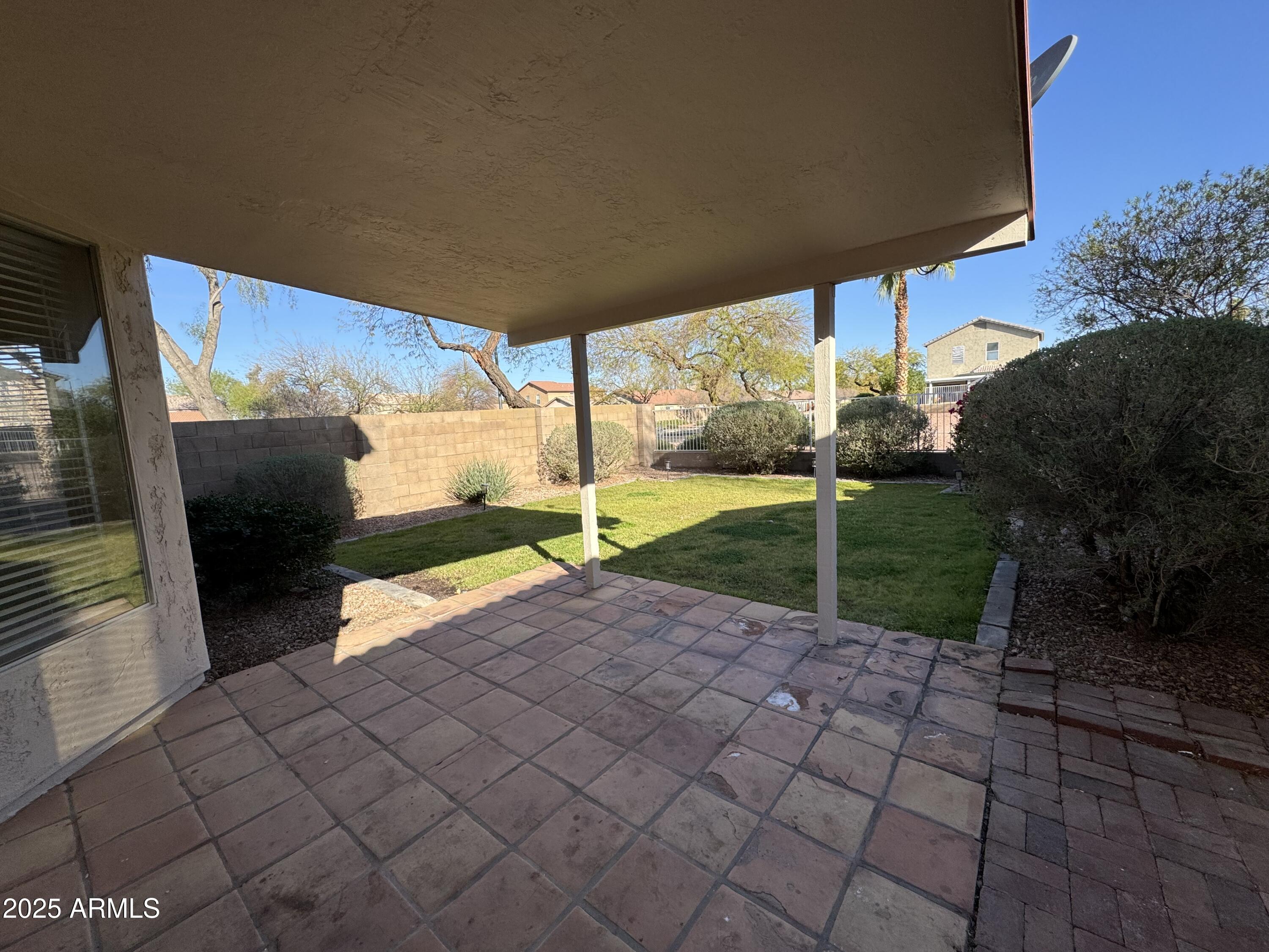 3232 E Kerry Lane