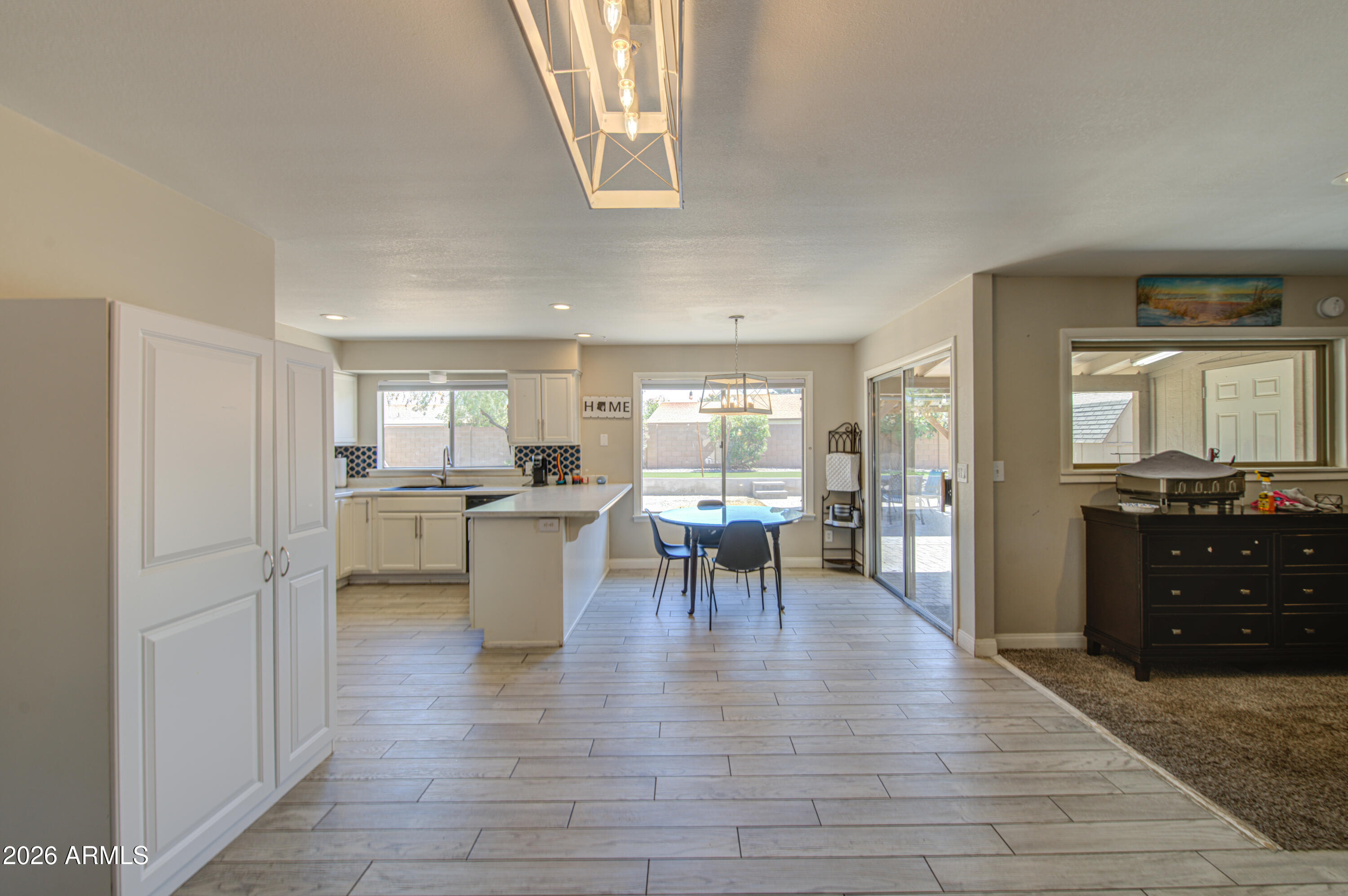 319 N VALENCIA Drive