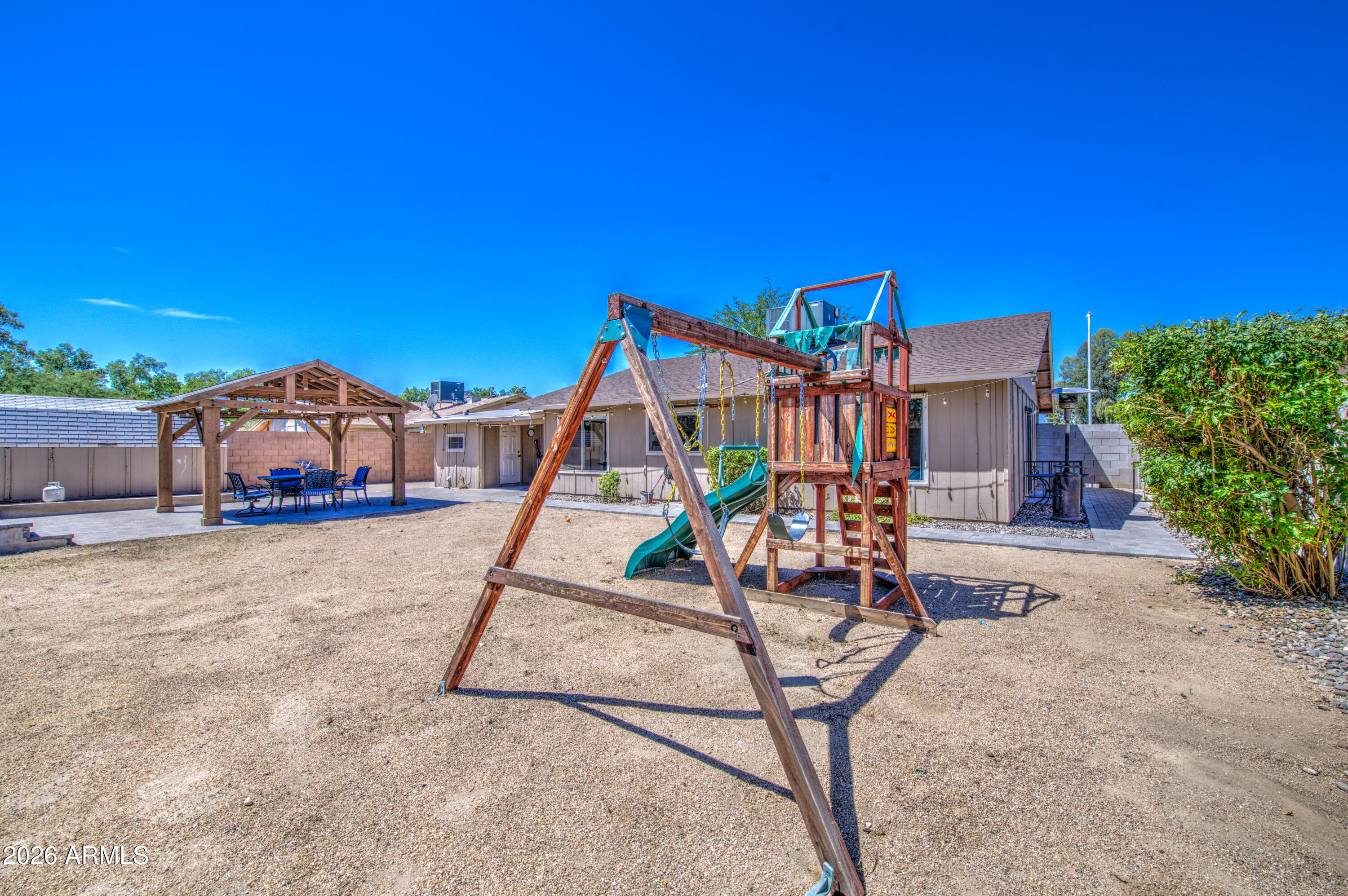 319 N VALENCIA Drive
