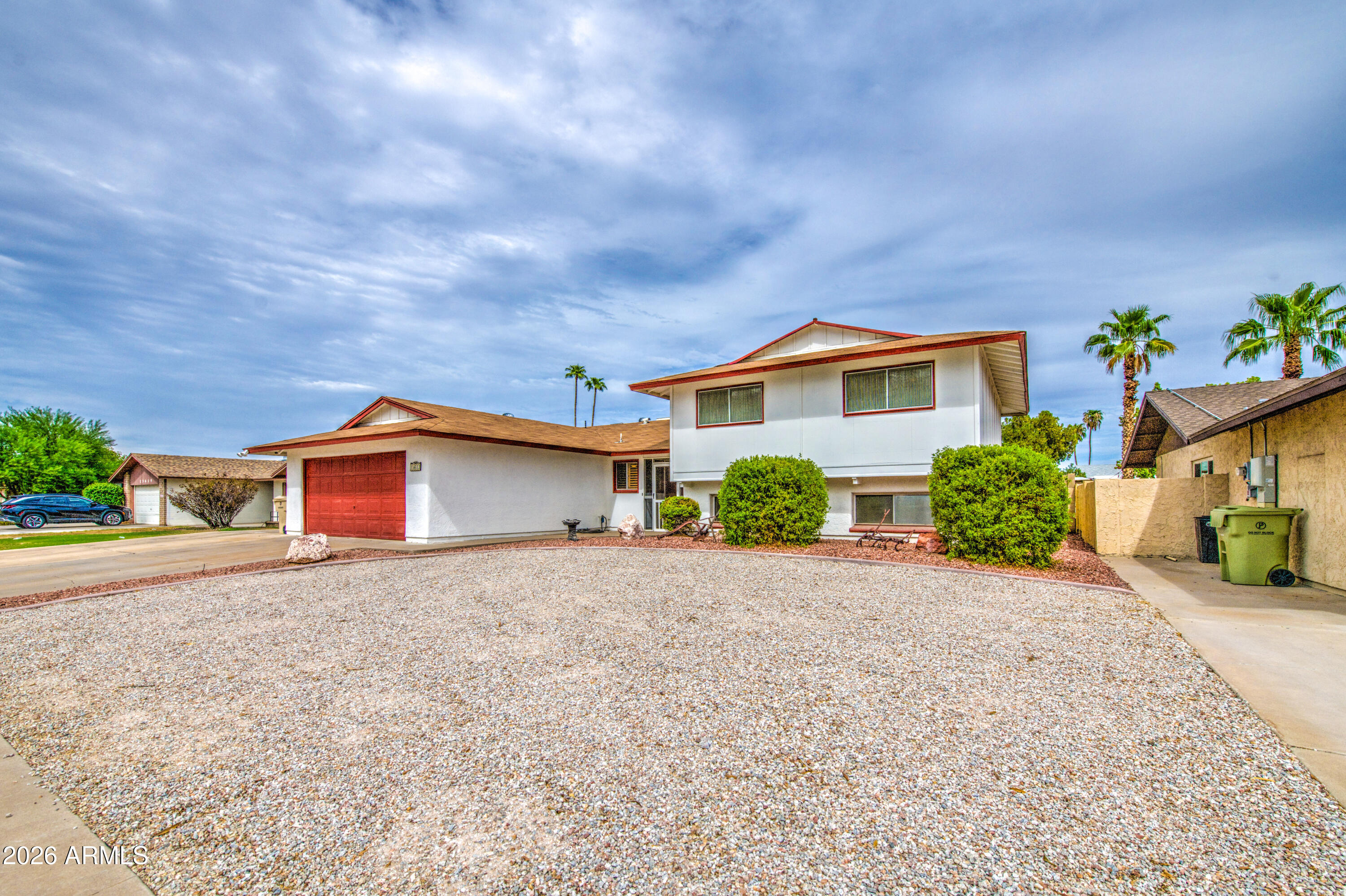 15613 N 57TH Drive
