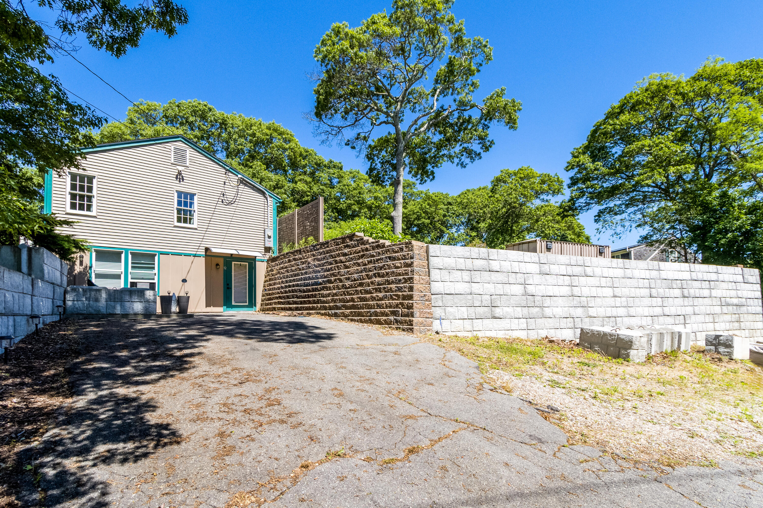 12 Ox Bow Road