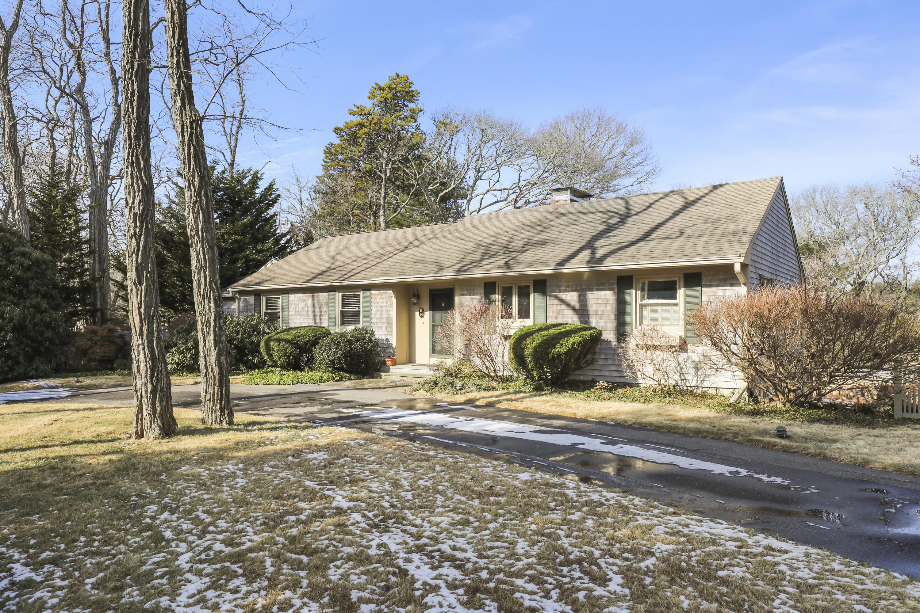14 Red Brook Harbor Road