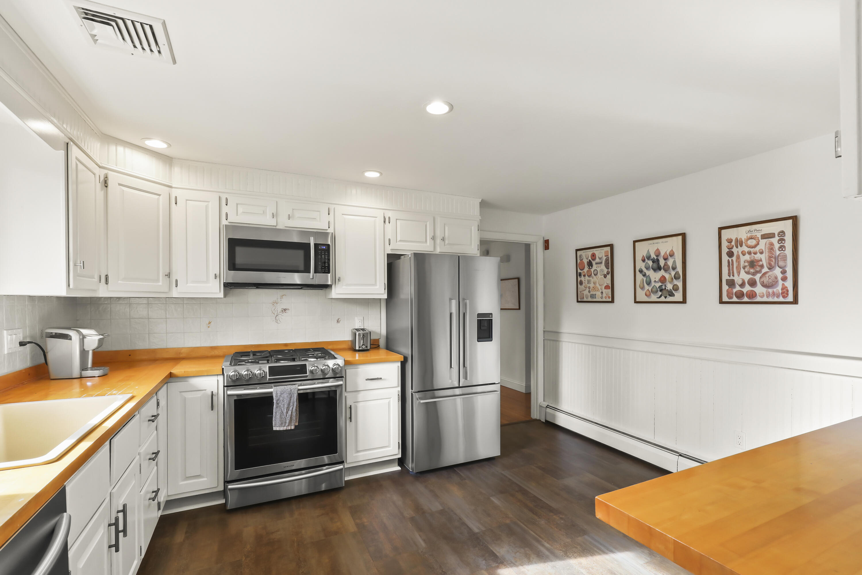 14 Red Brook Harbor Road