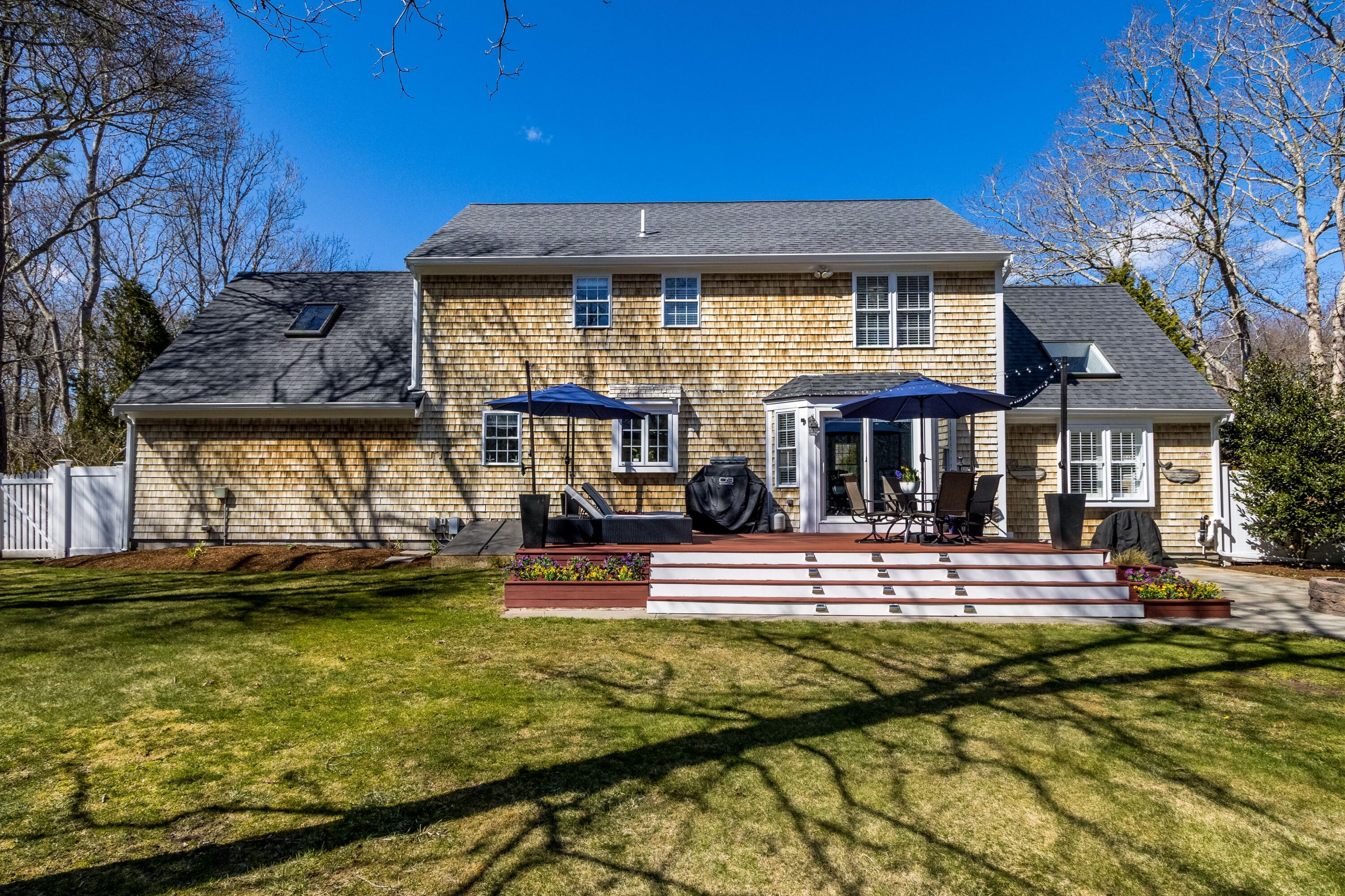 18 Grandwood Drive