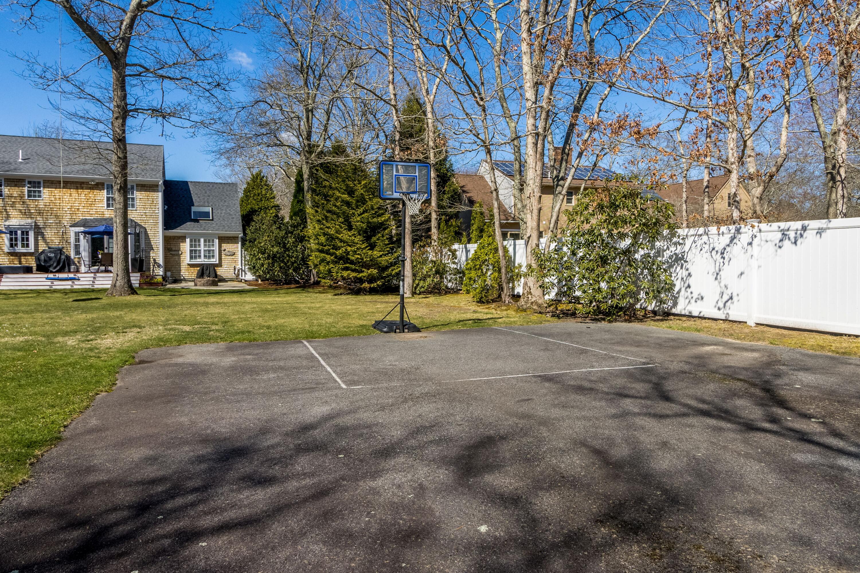 18 Grandwood Drive