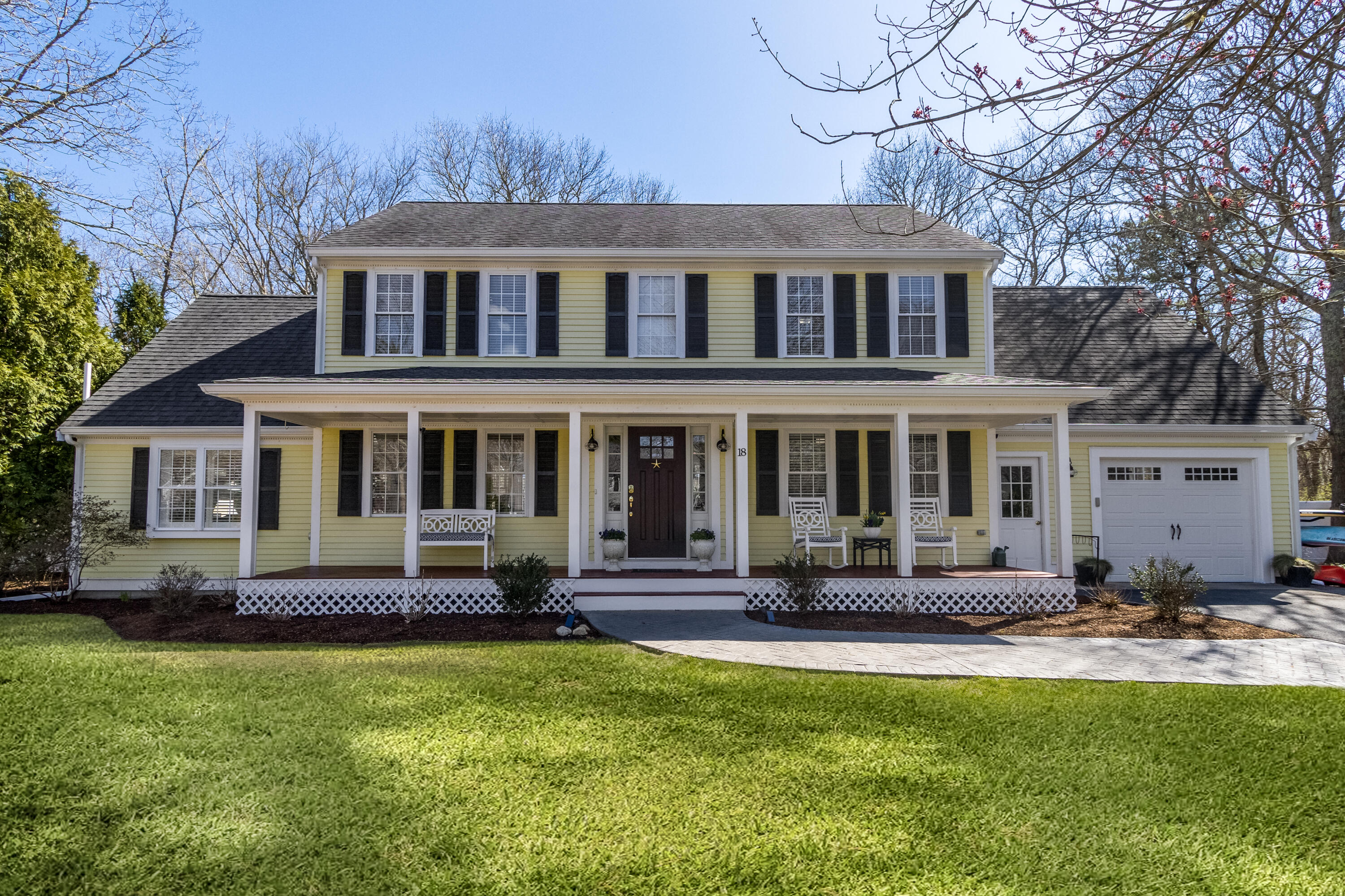 18 Grandwood Drive